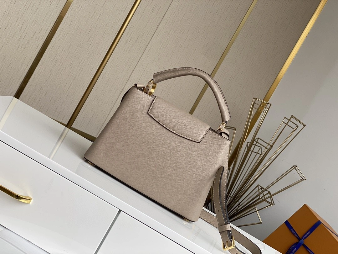MOMO- M94634 cowhide item : A-B00L2009