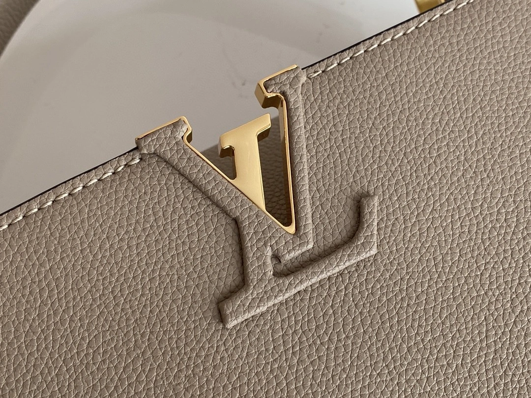 MOMO- M94634 cowhide item : A-B00L2009