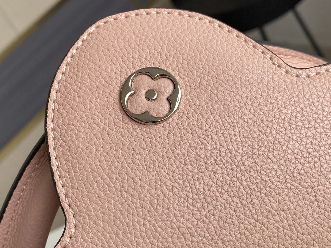 MOMO- M94635 cowhide item : A-B00L2006