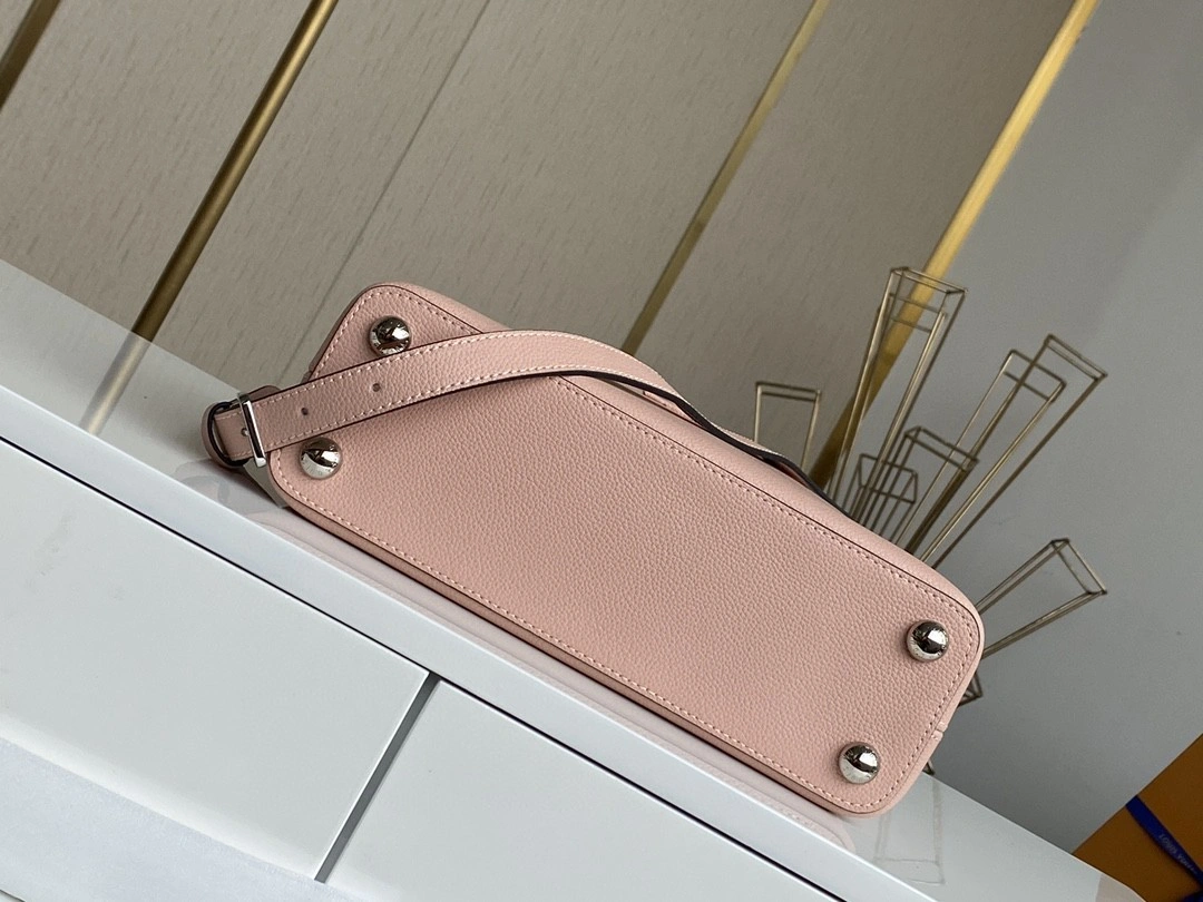 MOMO- M94635 cowhide item : A-B00L2006