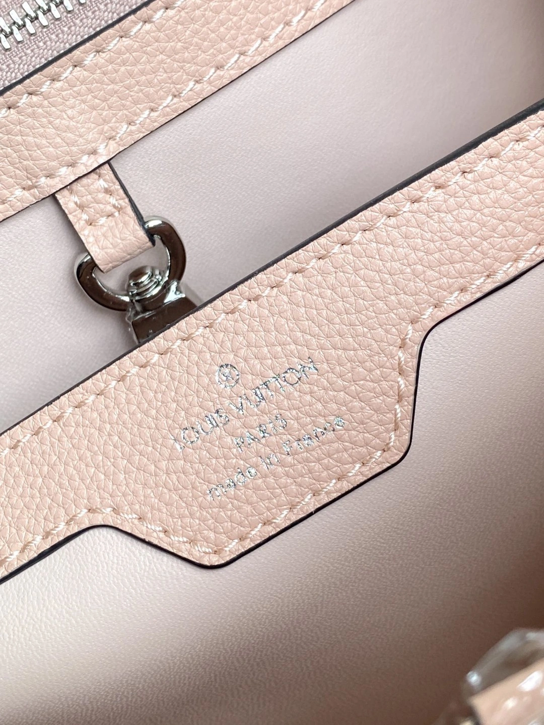 MOMO- M94635 cowhide item : A-B00L2006