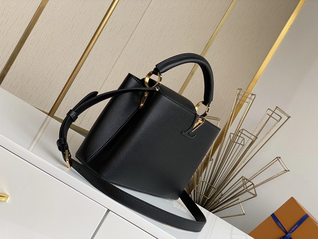 MOMO- M94755 cowhide item : A-B00L2007
