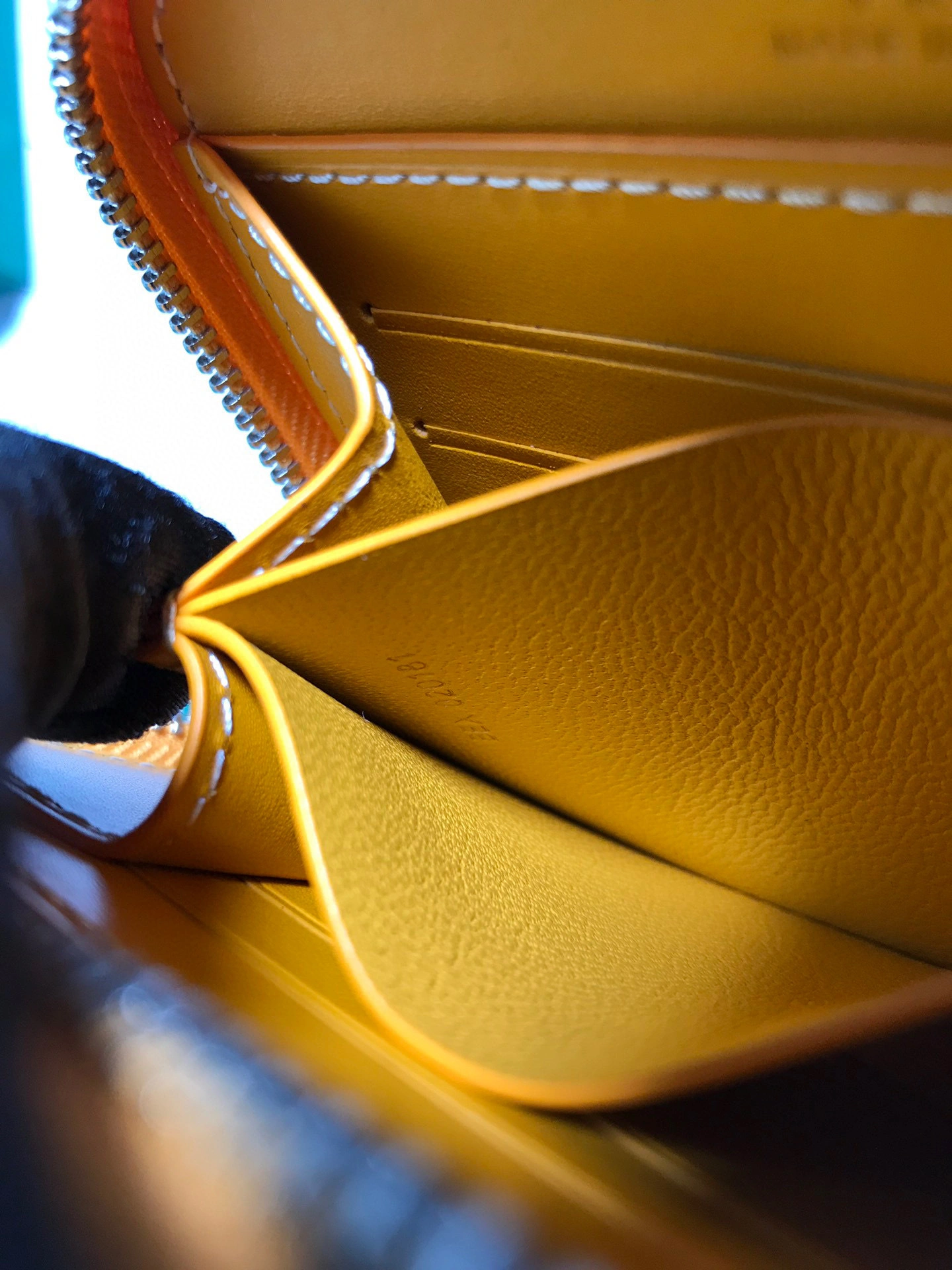 MOMO- Matignon cowhide item：B-B063F2910C