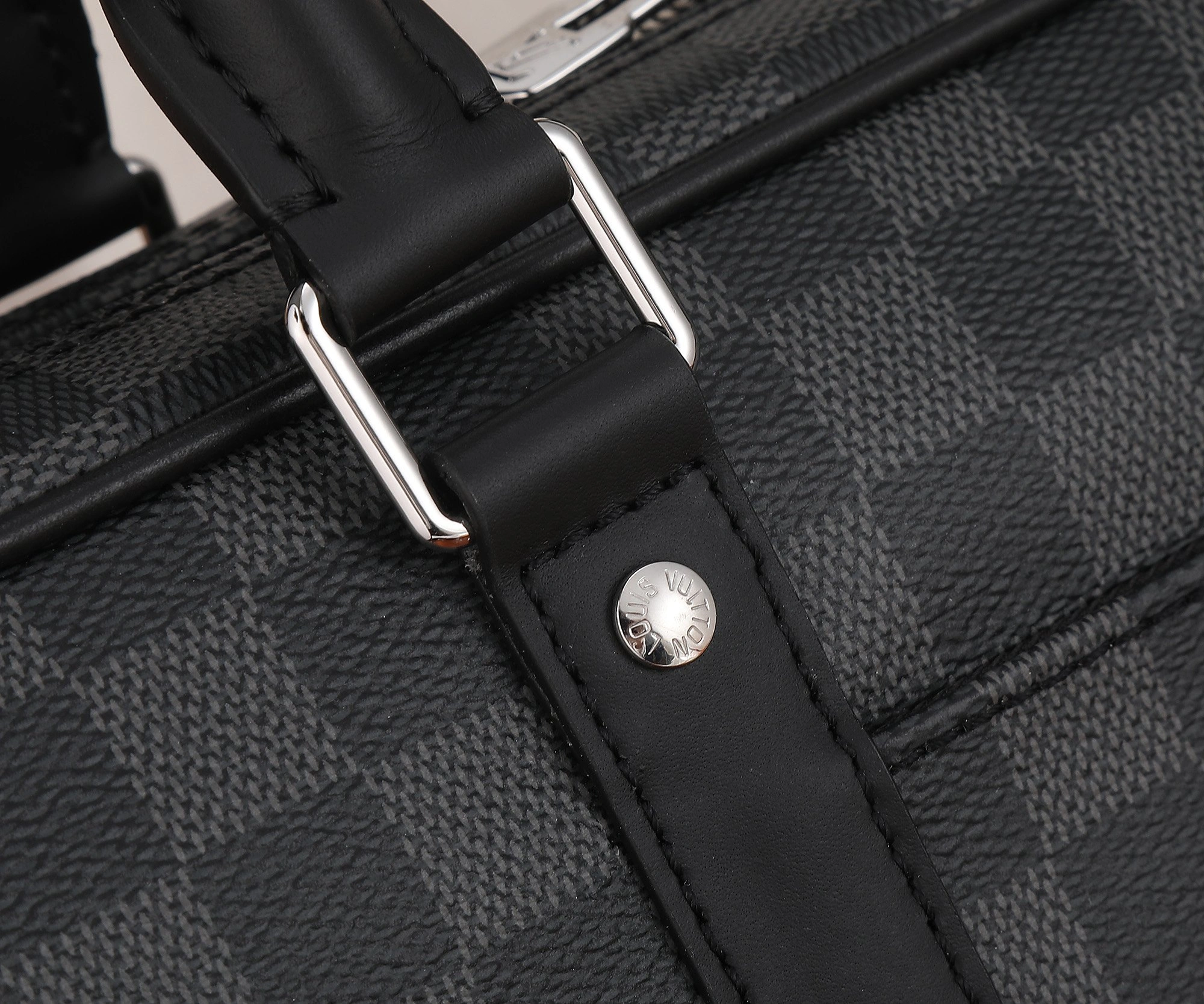 MOMO- N40445 item：C-B000I2508V