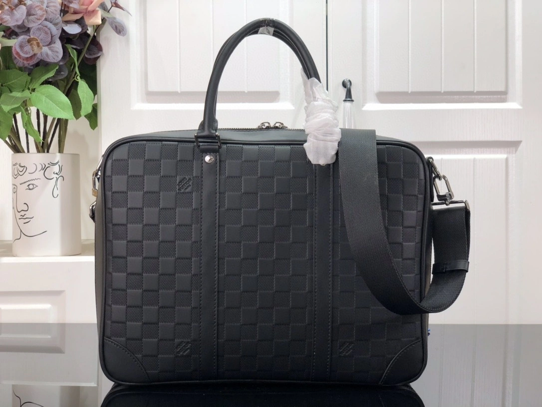 MOMO- N45288 cowhide Sirius item : B-B063D1827