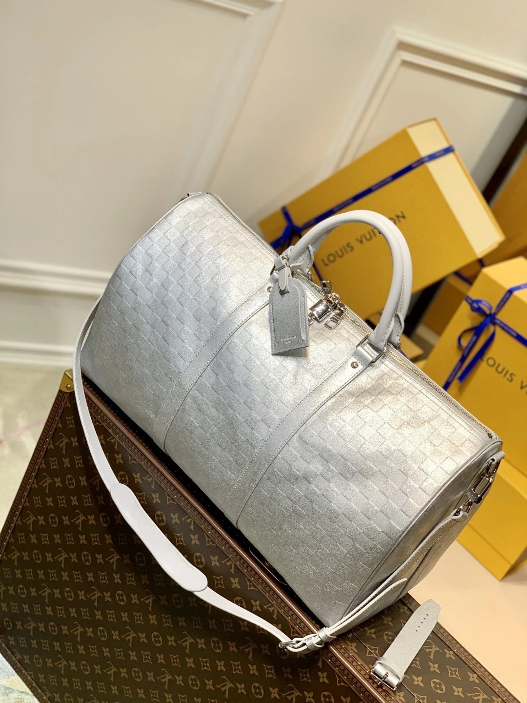 MOMO- N58041 50 item : B-B063D1836