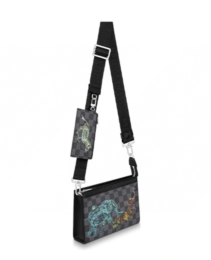 MOMO- N64608 Gaston Wearable Wallet item : B-B202D1824