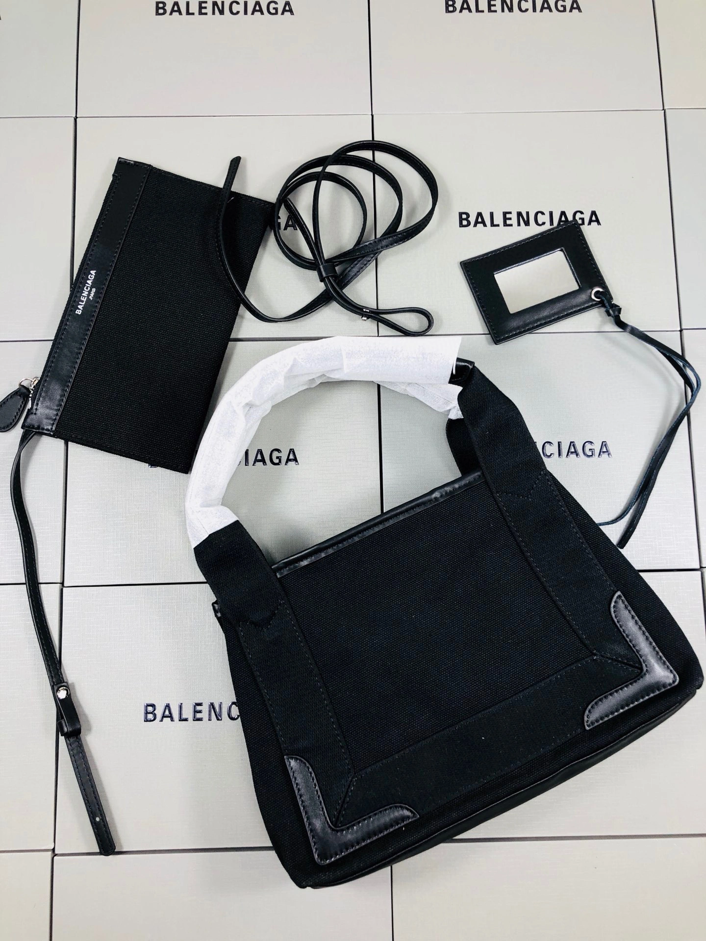 MOMO--NAVY CABAS high quality version item : 202B00K2737-2