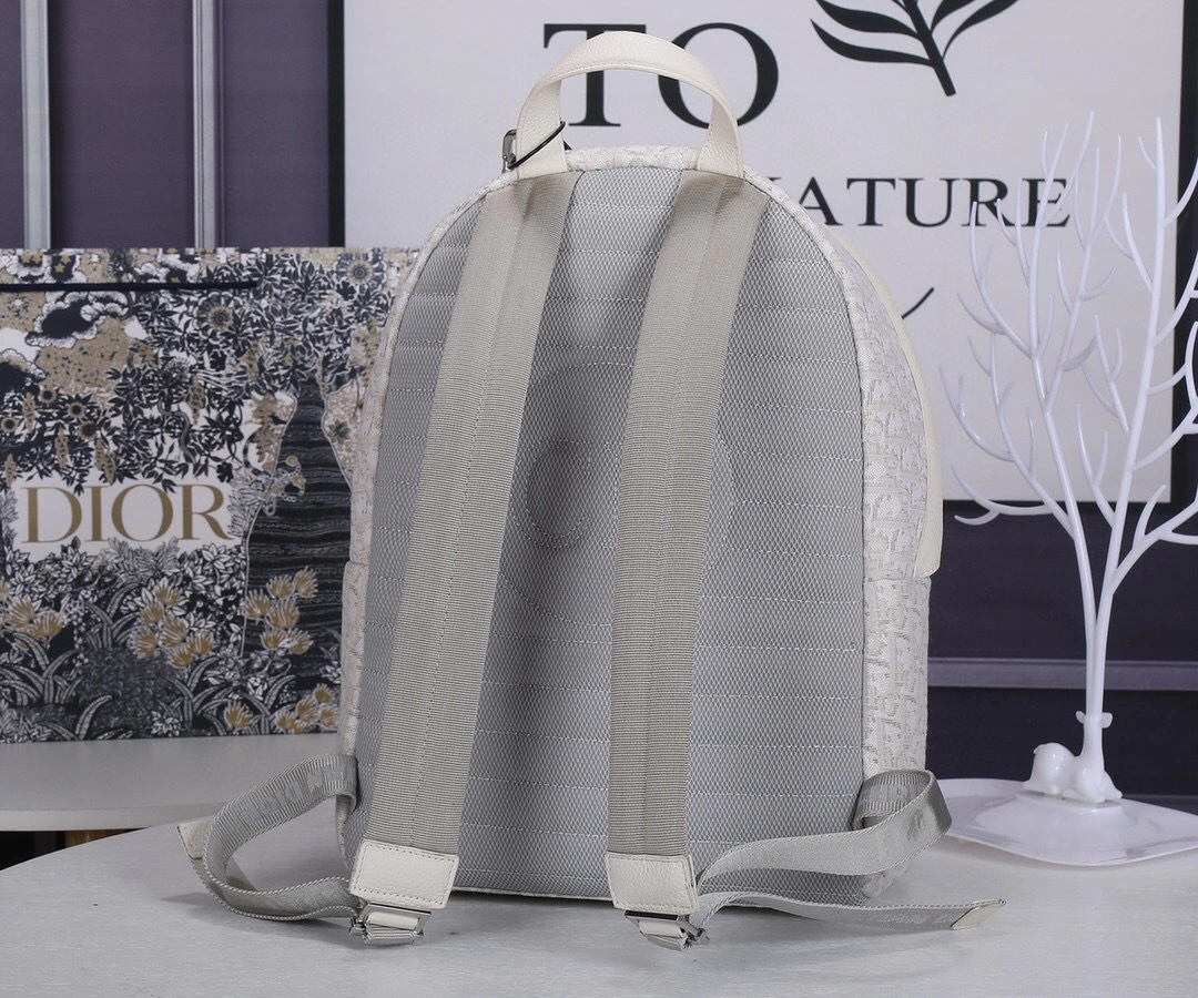 MOMO- OBLIQUE item:A-B063L2566