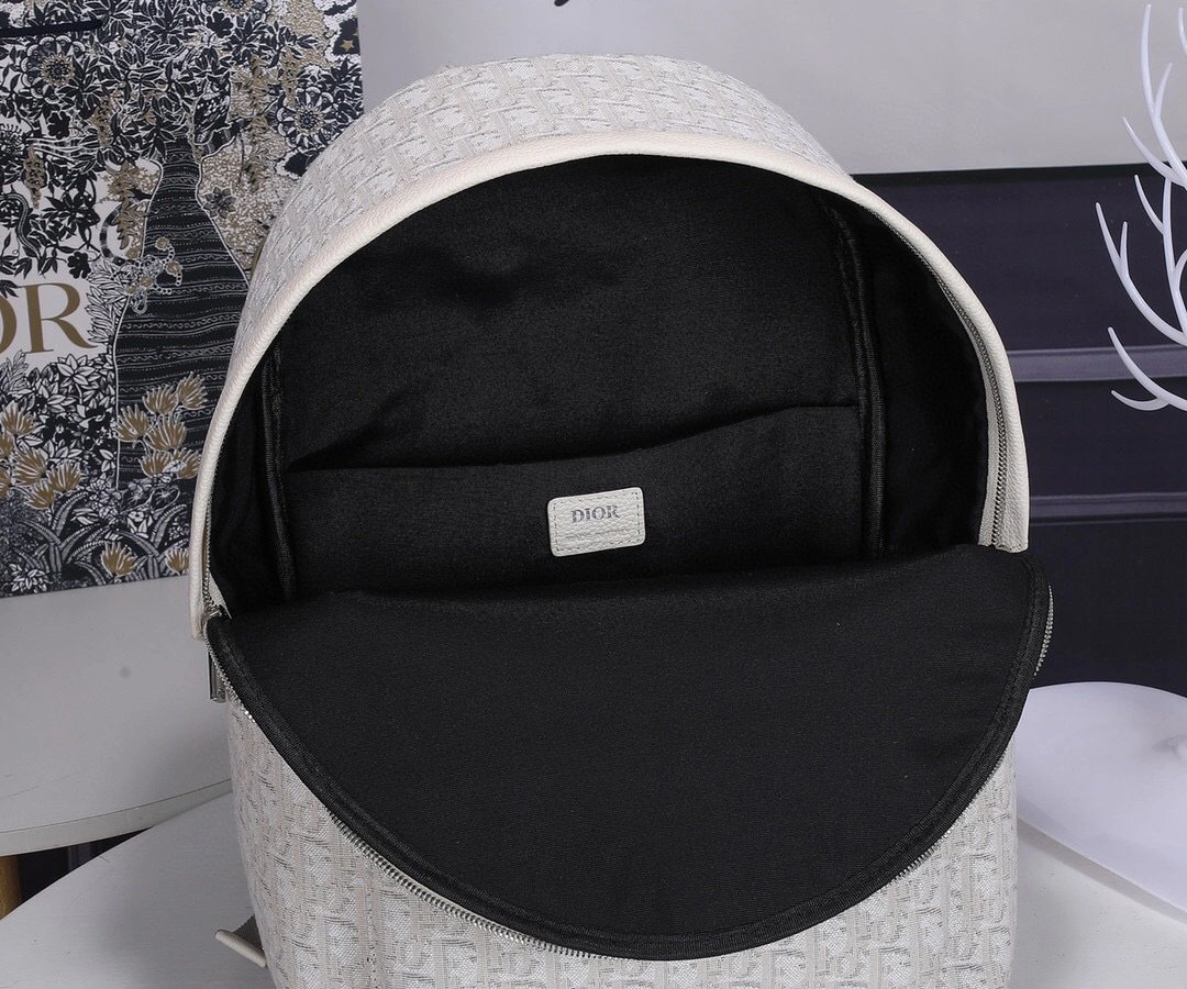 MOMO- OBLIQUE item:A-B063L2566