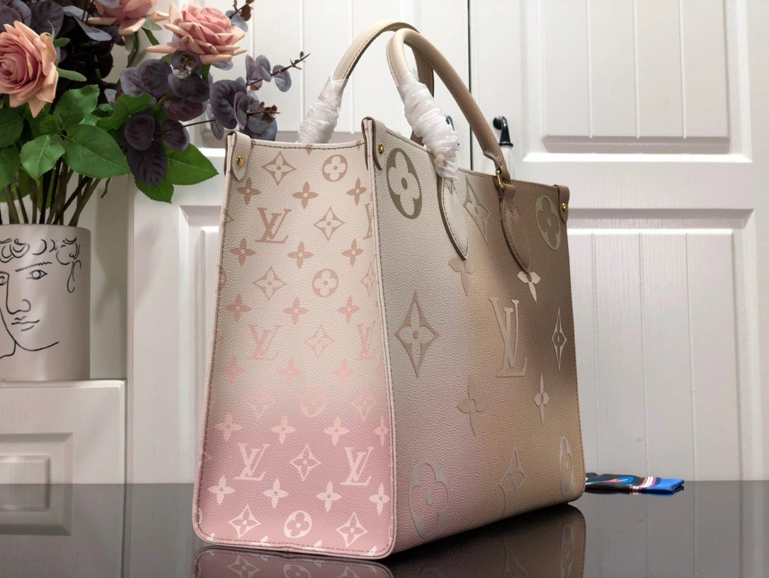 MOMO- ONTHEGO m20510 Monogram Toron item：B-B063E1727C