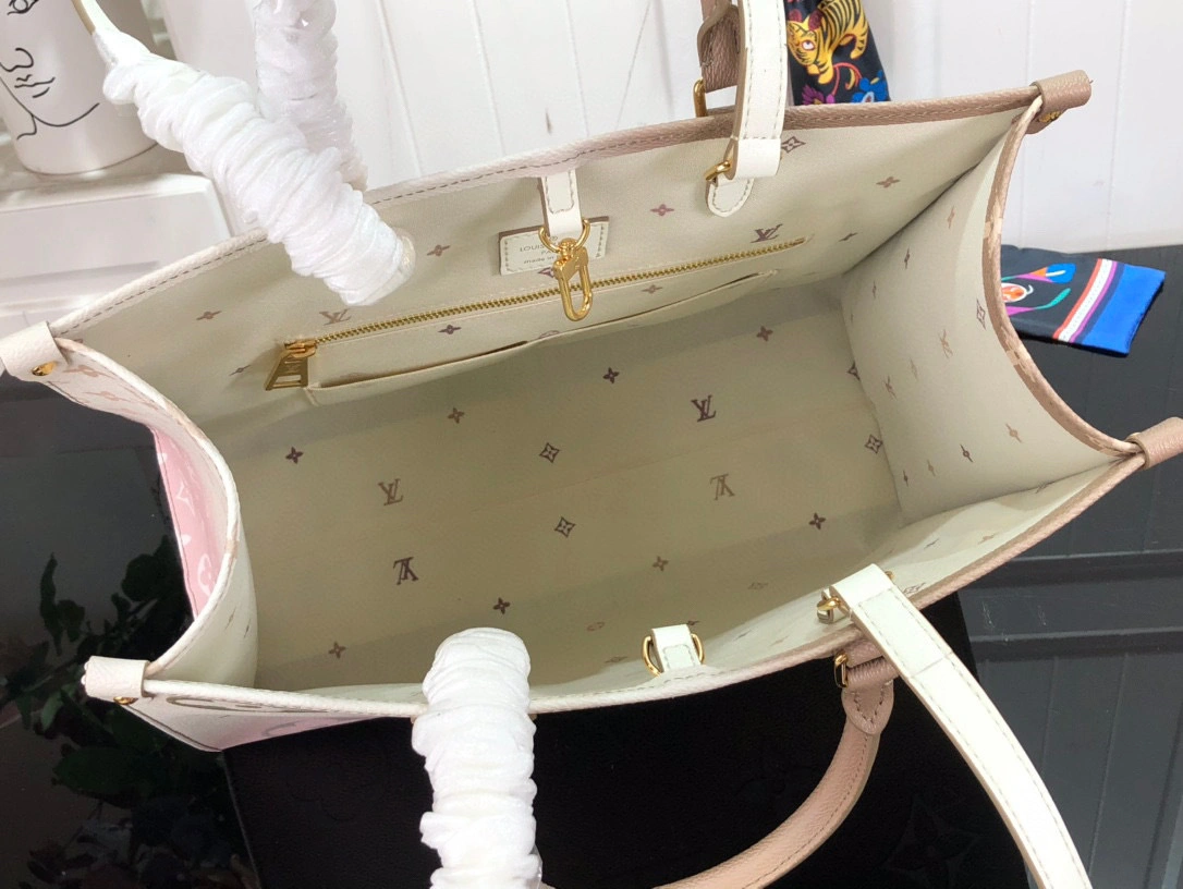 MOMO- ONTHEGO m20510 Monogram Toron item：B-B063E1727C