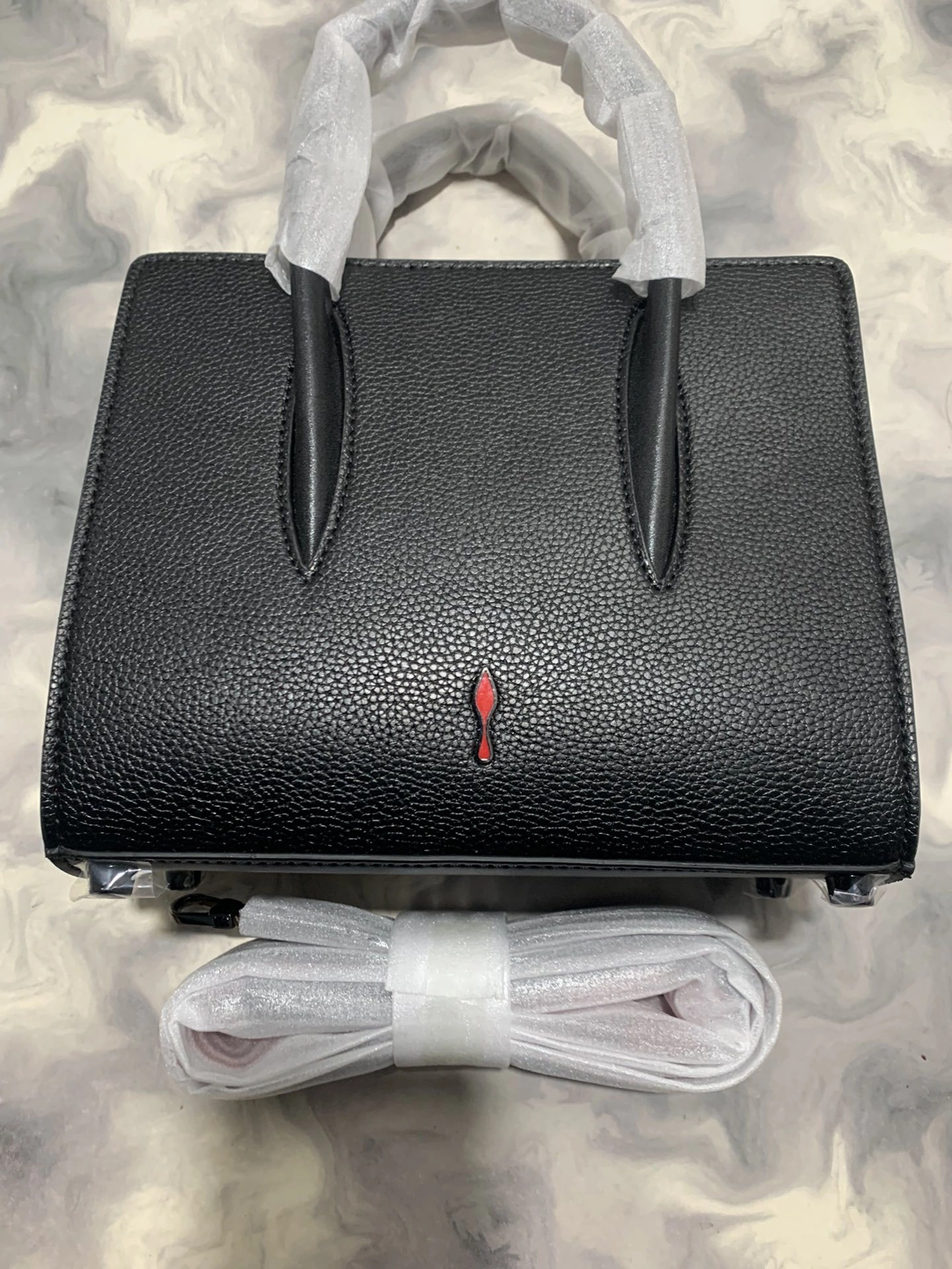 MOMO--Other brands high quality version 3195279B287 item：E-B000H2098T