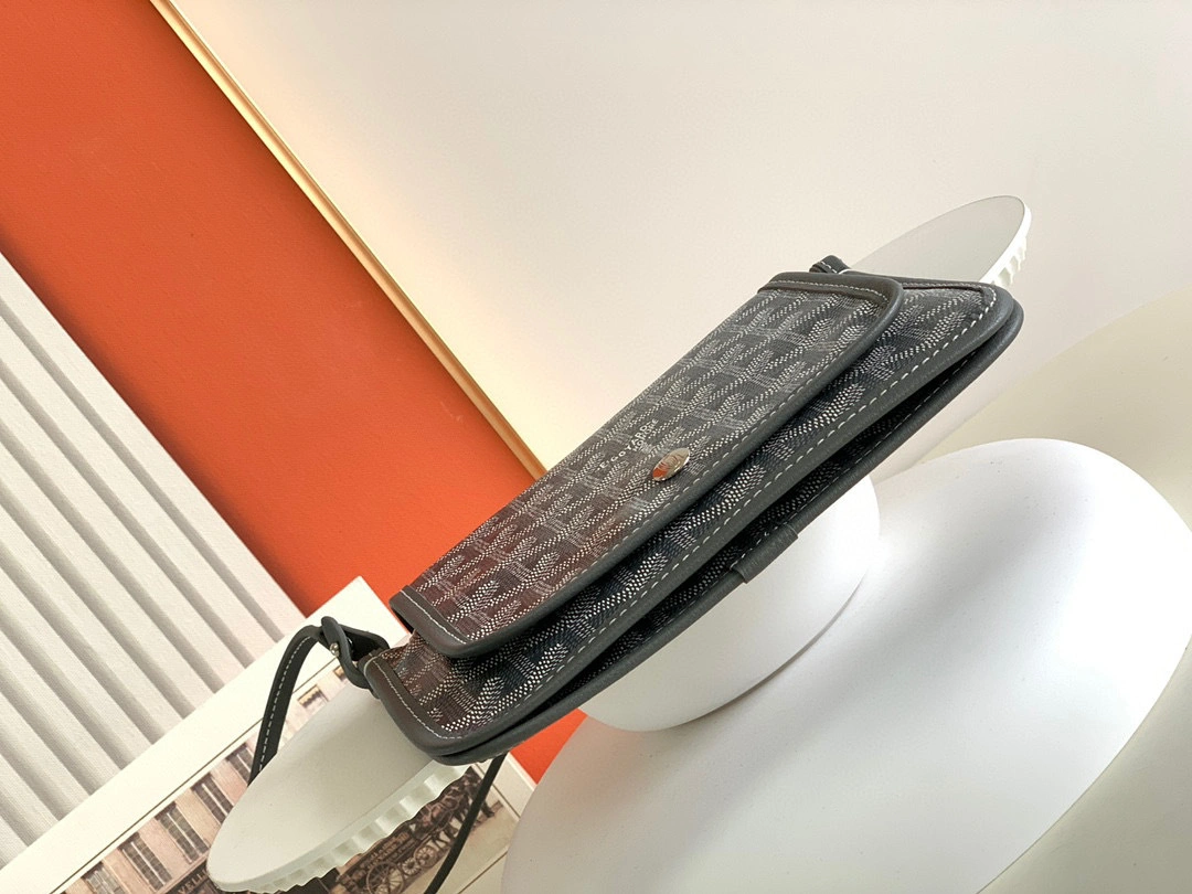 MOMO- PLUMETPMLTY Plumet Pocket Wallet item：B-B563F2402C