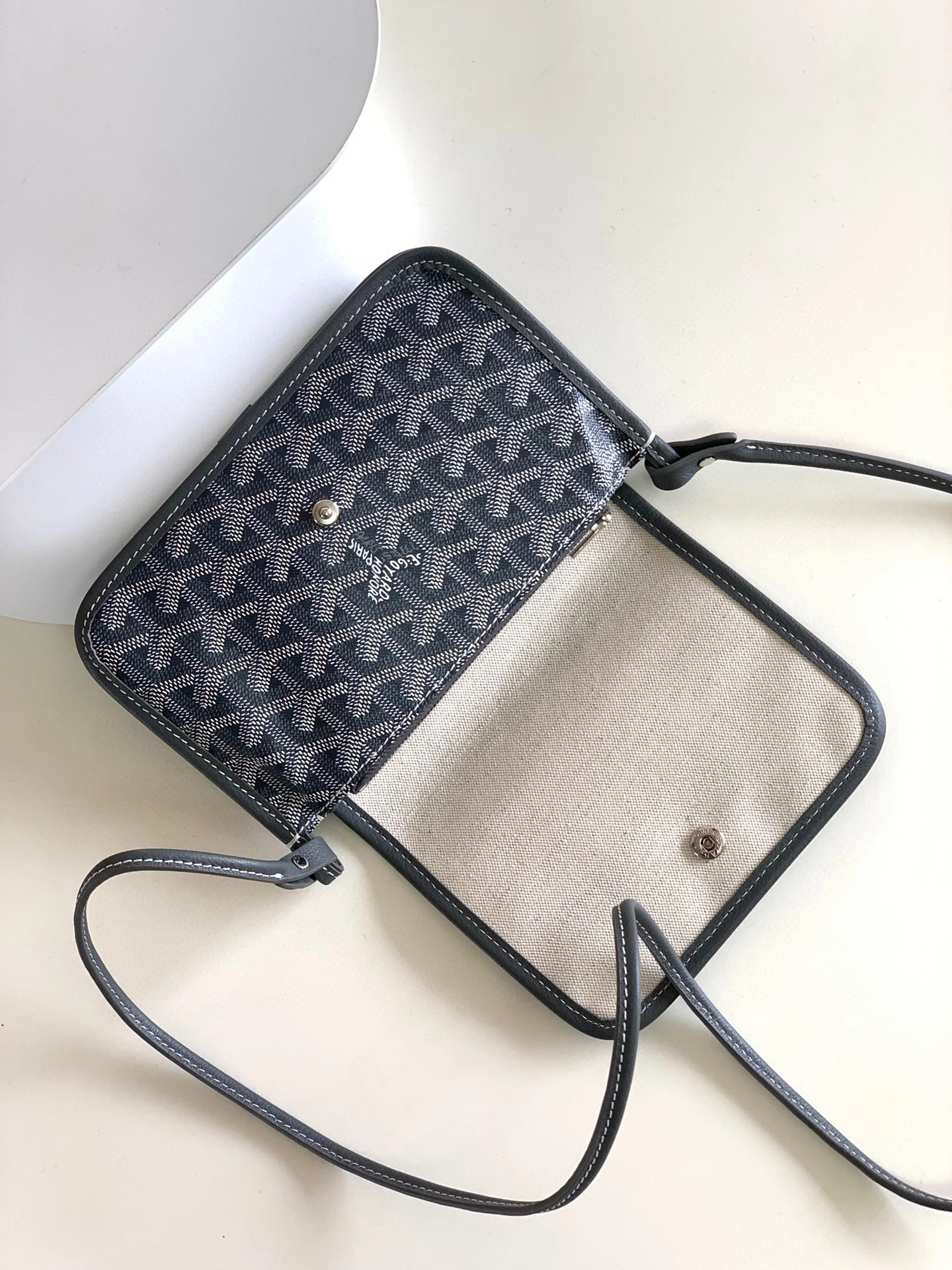 MOMO- PLUMETPMLTY Plumet Pocket Wallet item：B-B563F2402C