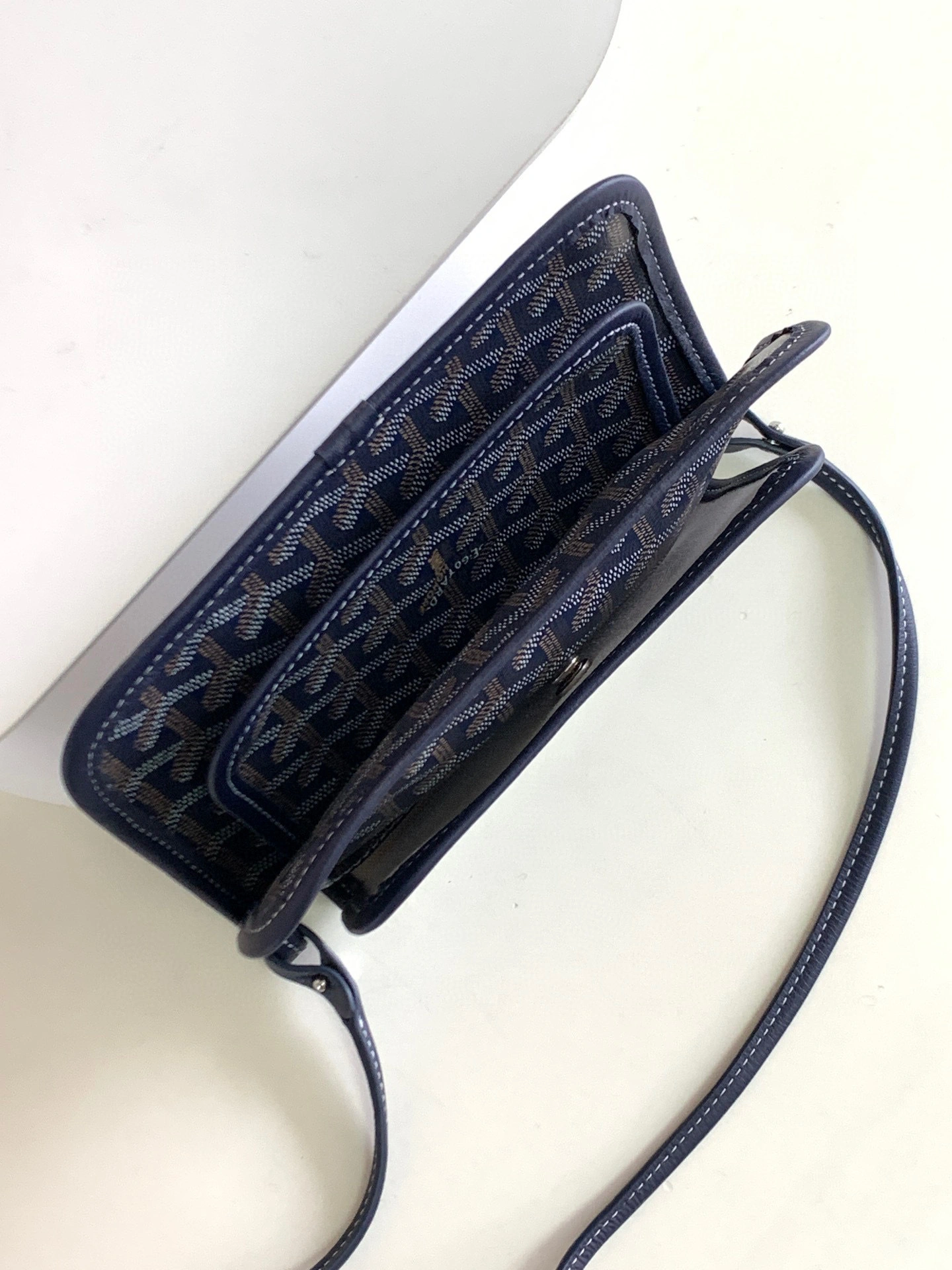 MOMO- PLUMETPMLTY Plumet Pocket Wallet item：B-B563F2404C