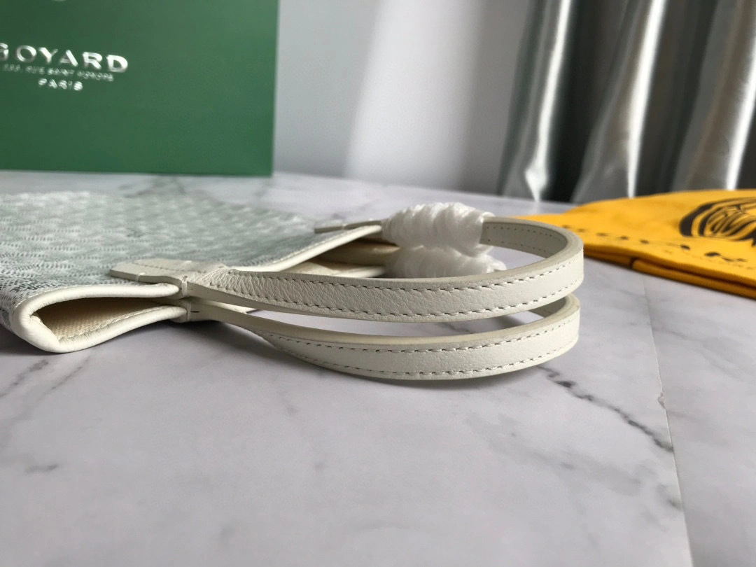 MOMO- Poitiers item：B-B063F3007C