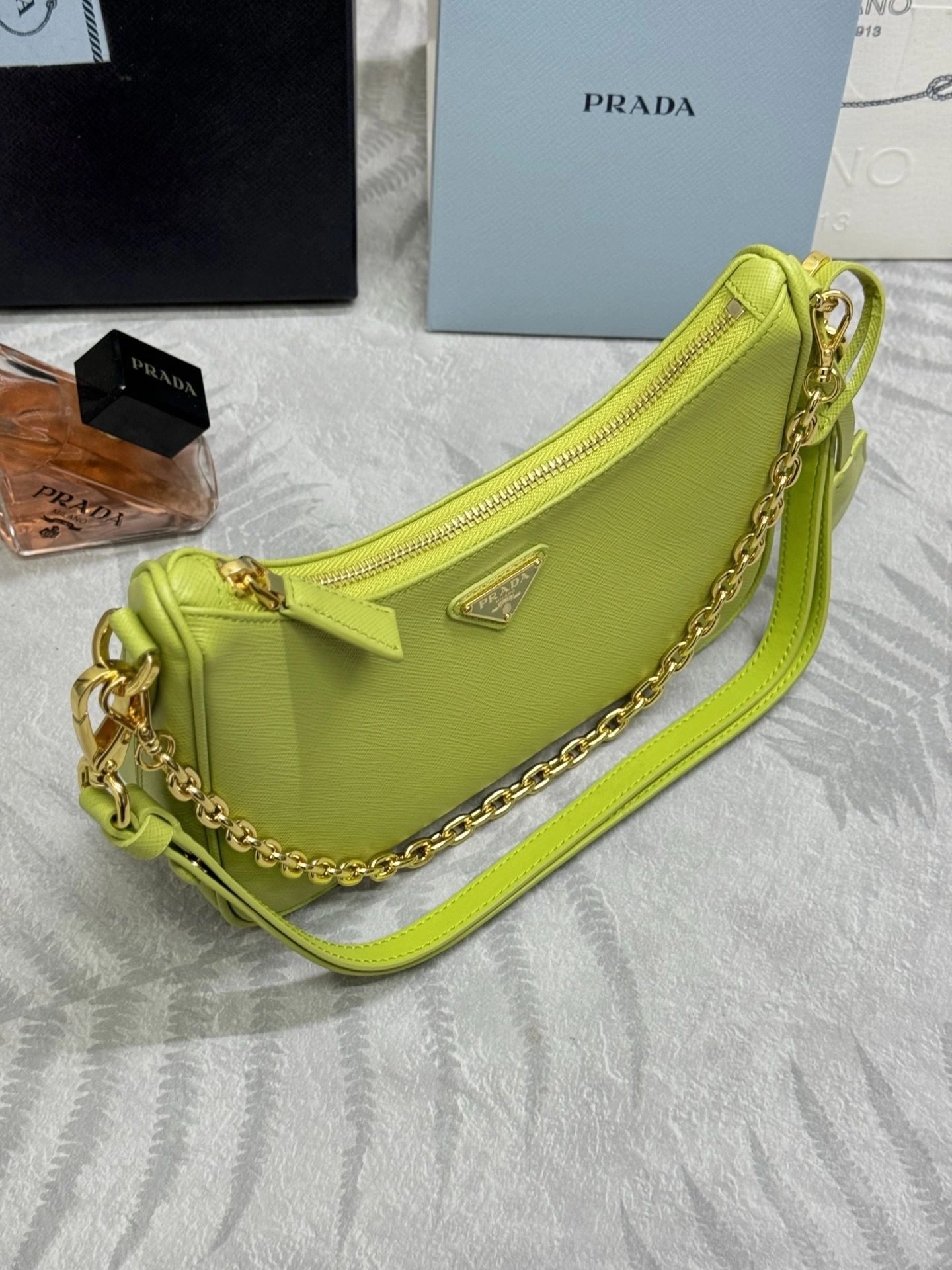 MOMO--Pr141 1BA463-1BC204_NZV_F0S1V high quality version item:E-B000K0632