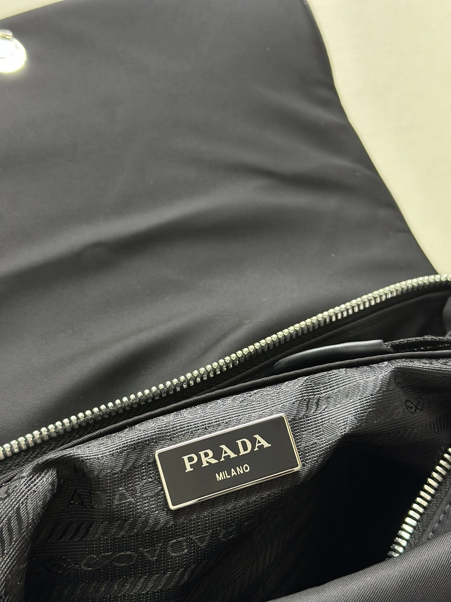 MOMO--Pr141 1BA463-1BD290-2DJN-F0002-V-O1O high quality version item:E-B000K0628