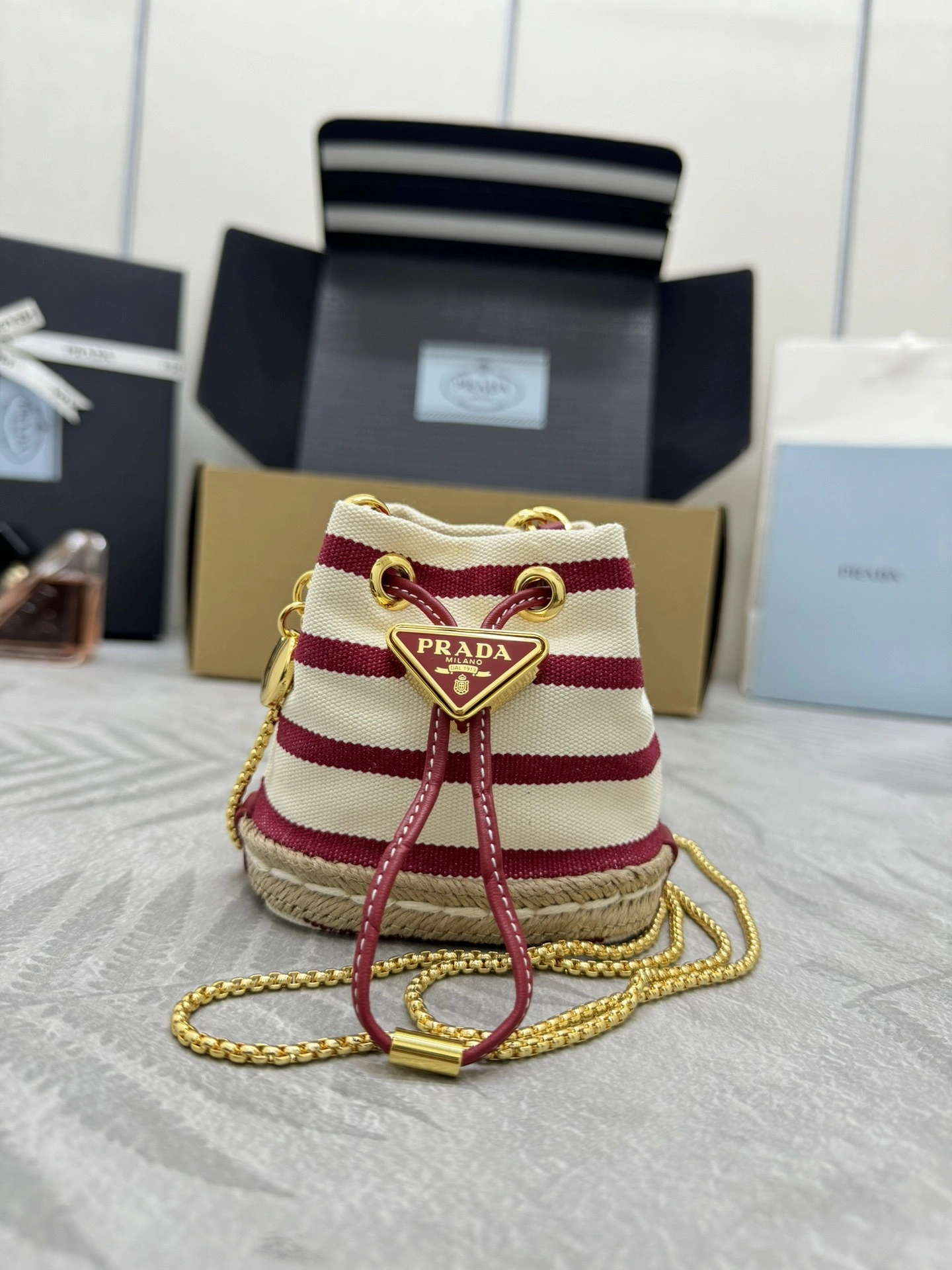 MOMO--Pr141 1NR16H_2HJN_F059I high quality version item:E-B000K0708