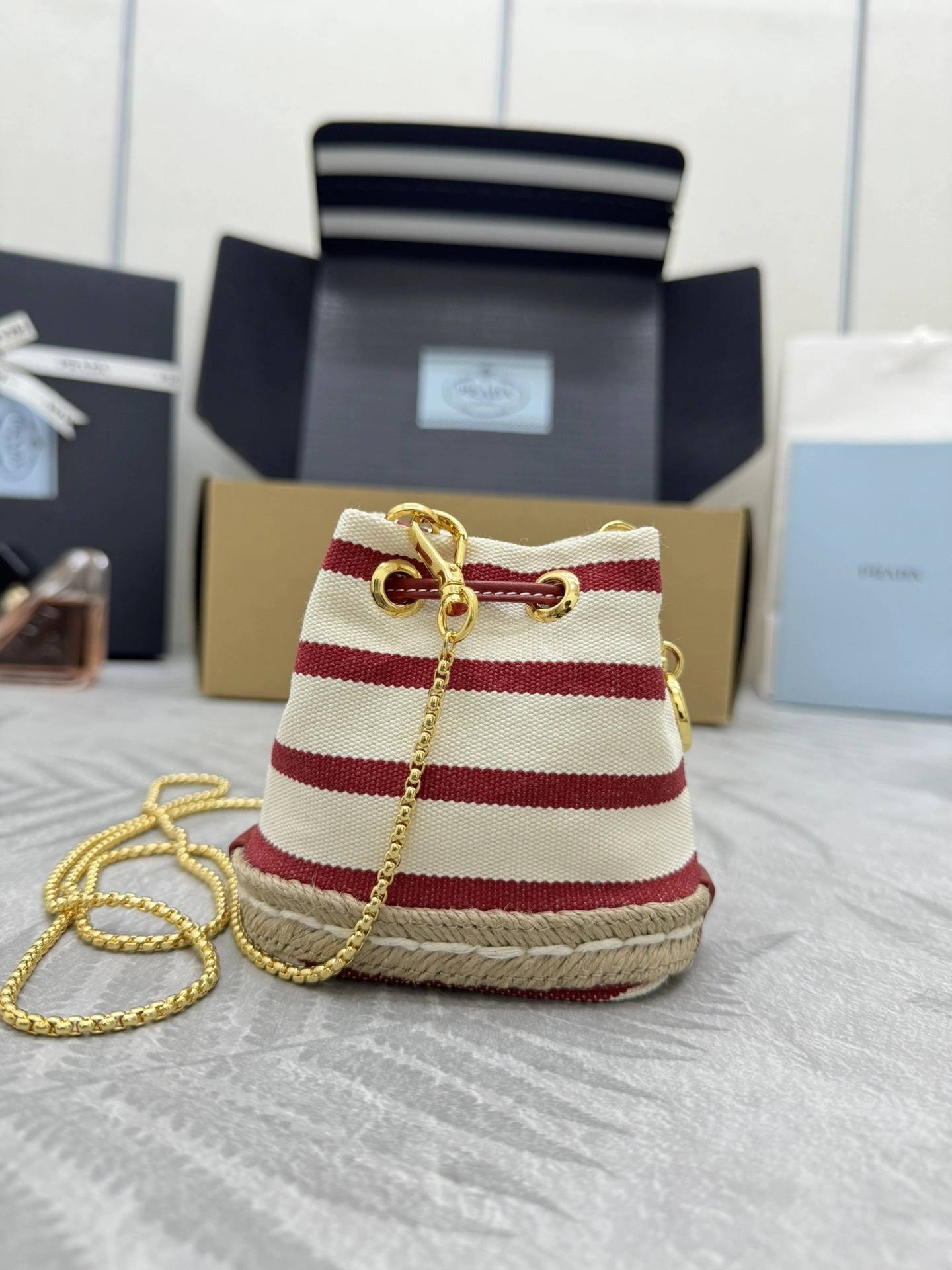 MOMO--Pr141 1NR16H_2HJN_F059I high quality version item:E-B000K0708