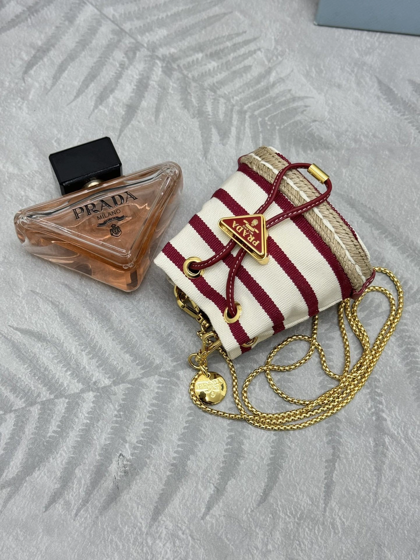 MOMO--Pr141 1NR16H_2HJN_F059I high quality version item:E-B000K0708