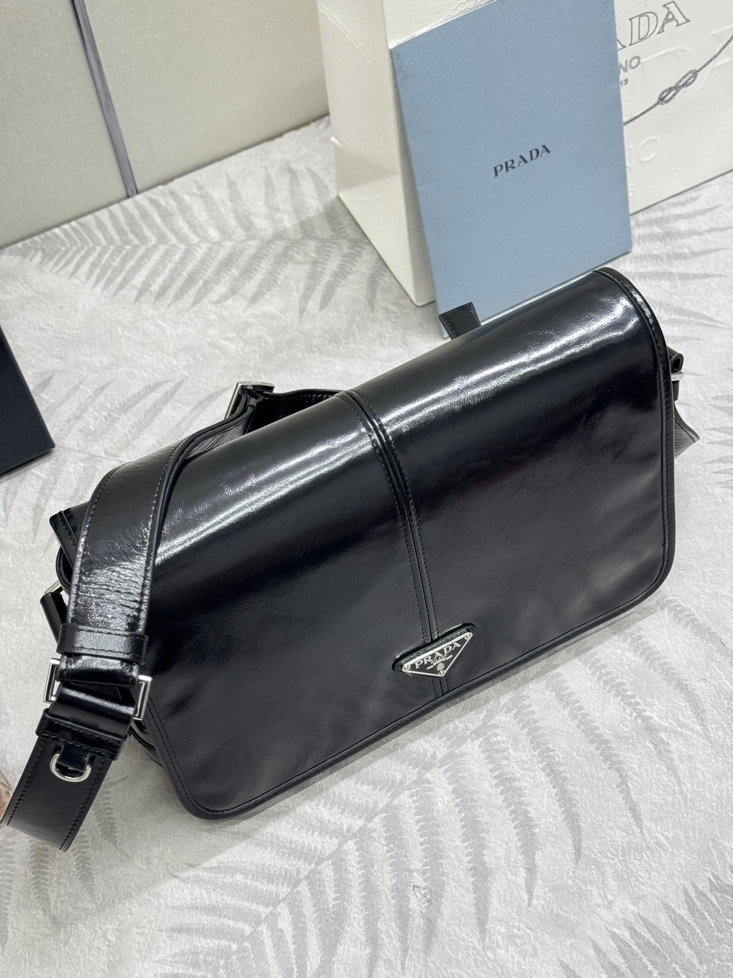 MOMO--Pr141 2VD073_2CYR_F0002 high quality version waxed skin item:E-B000K0706