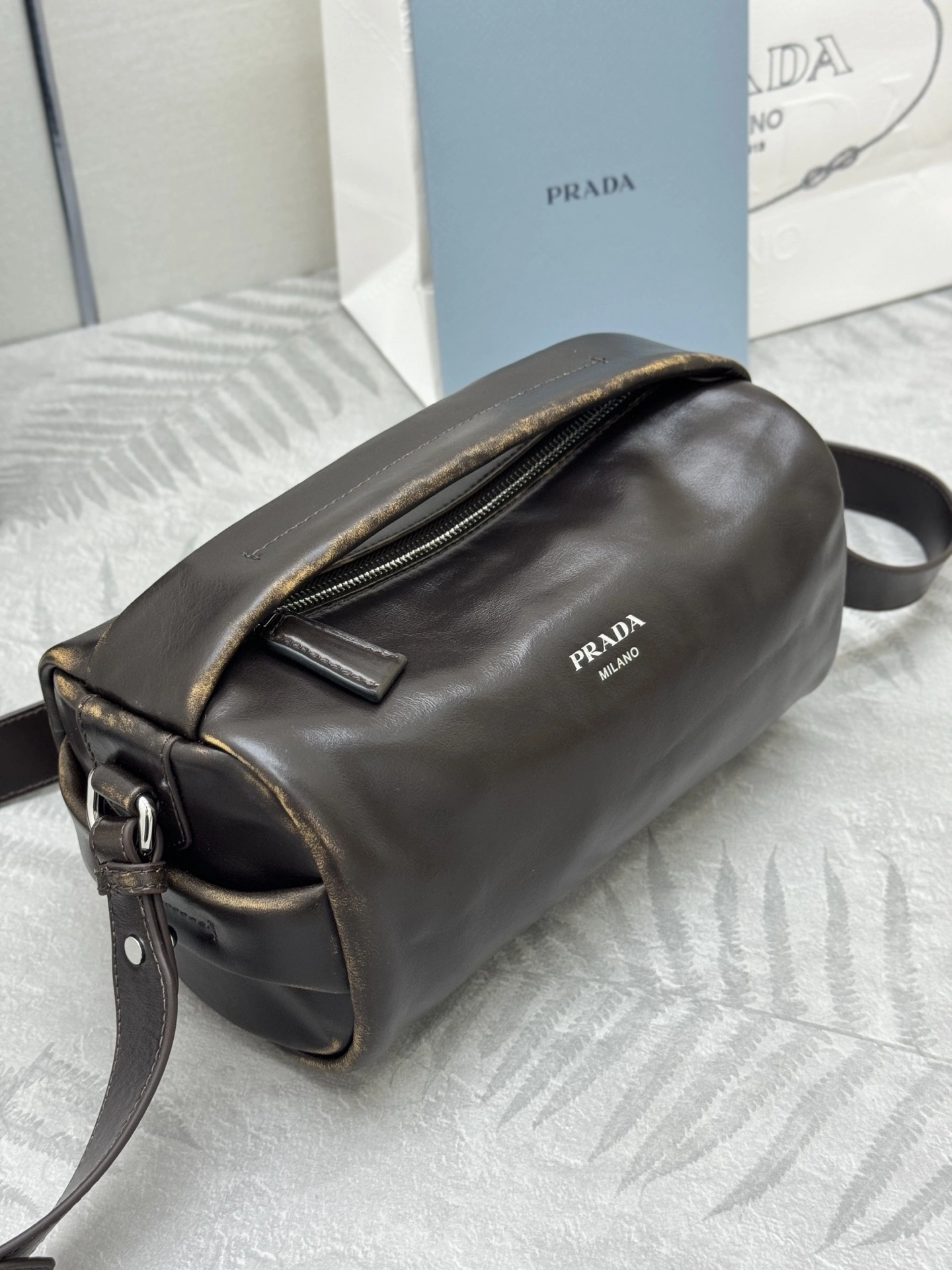 MOMO--Pr141 2VH188_2C75_F0003 high quality version item:E-B000K0728