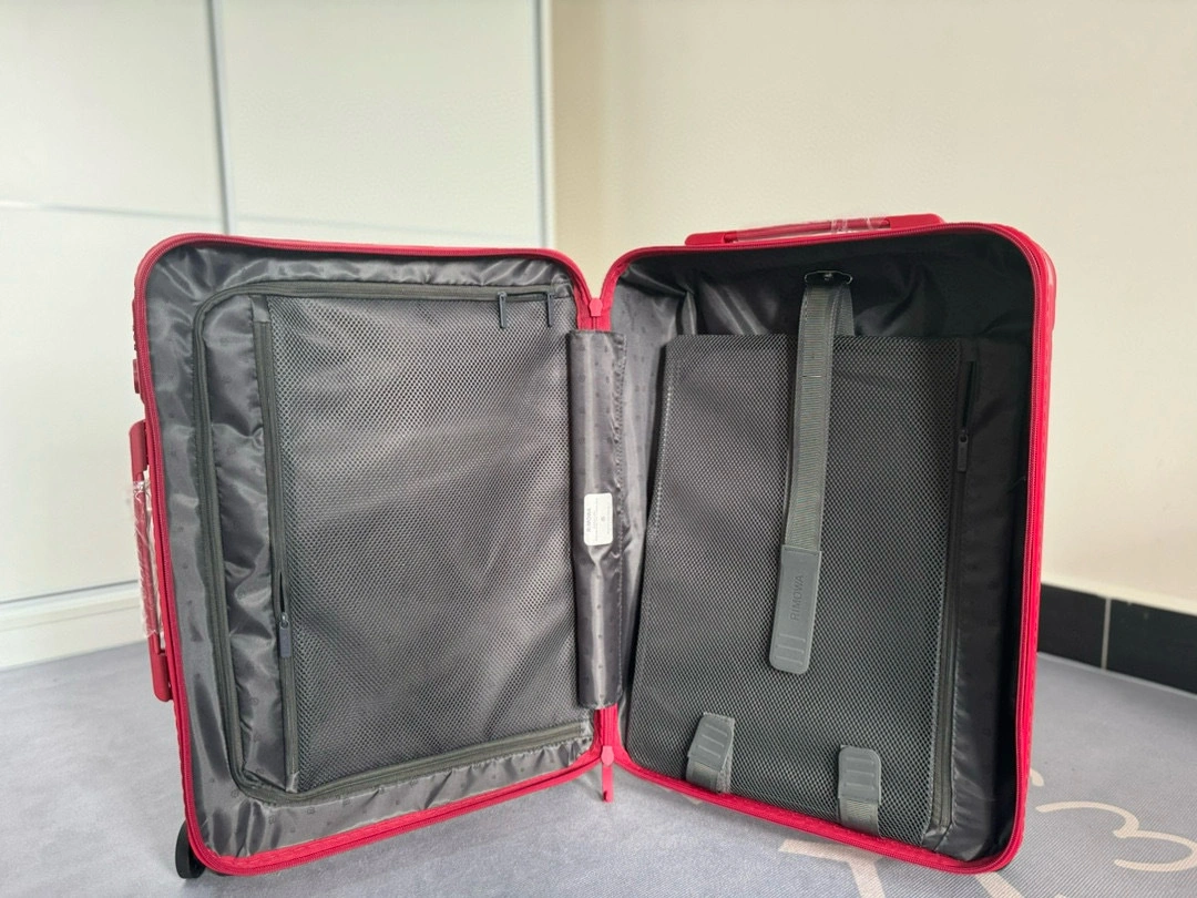 MOMO--Ri7ow1 high quality version 83253651 w-Trunk pc item：E-B000J0796H