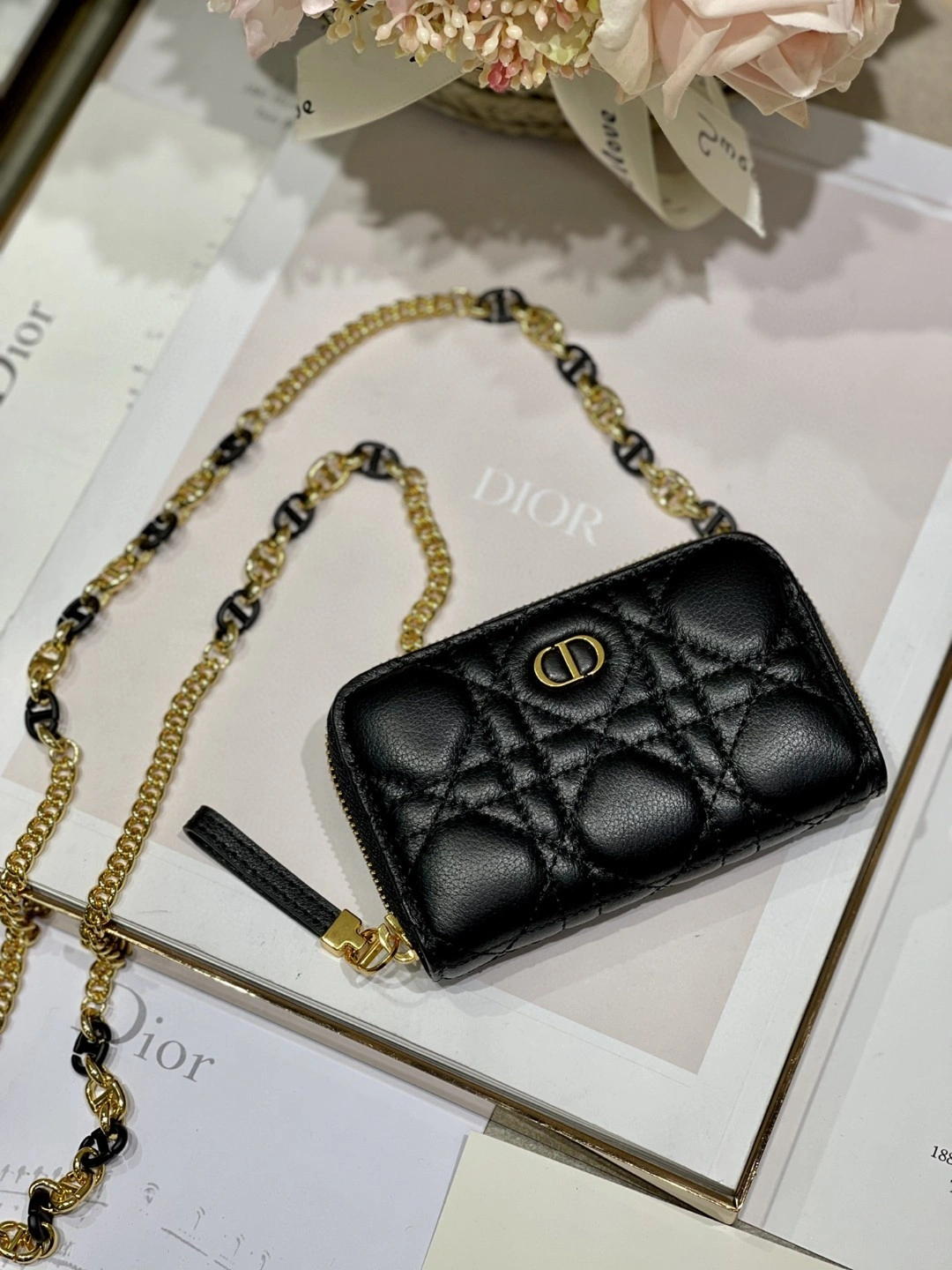 MOMO- S5087WNSQ CARO item : B-B00M1112
