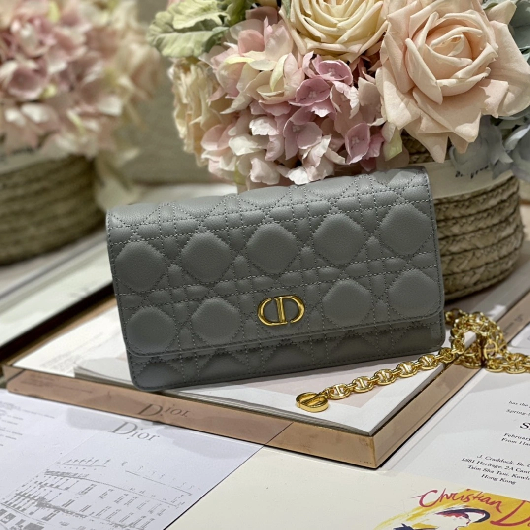 MOMO- S5091UWHC CARO cowhide item : B-B00M1308