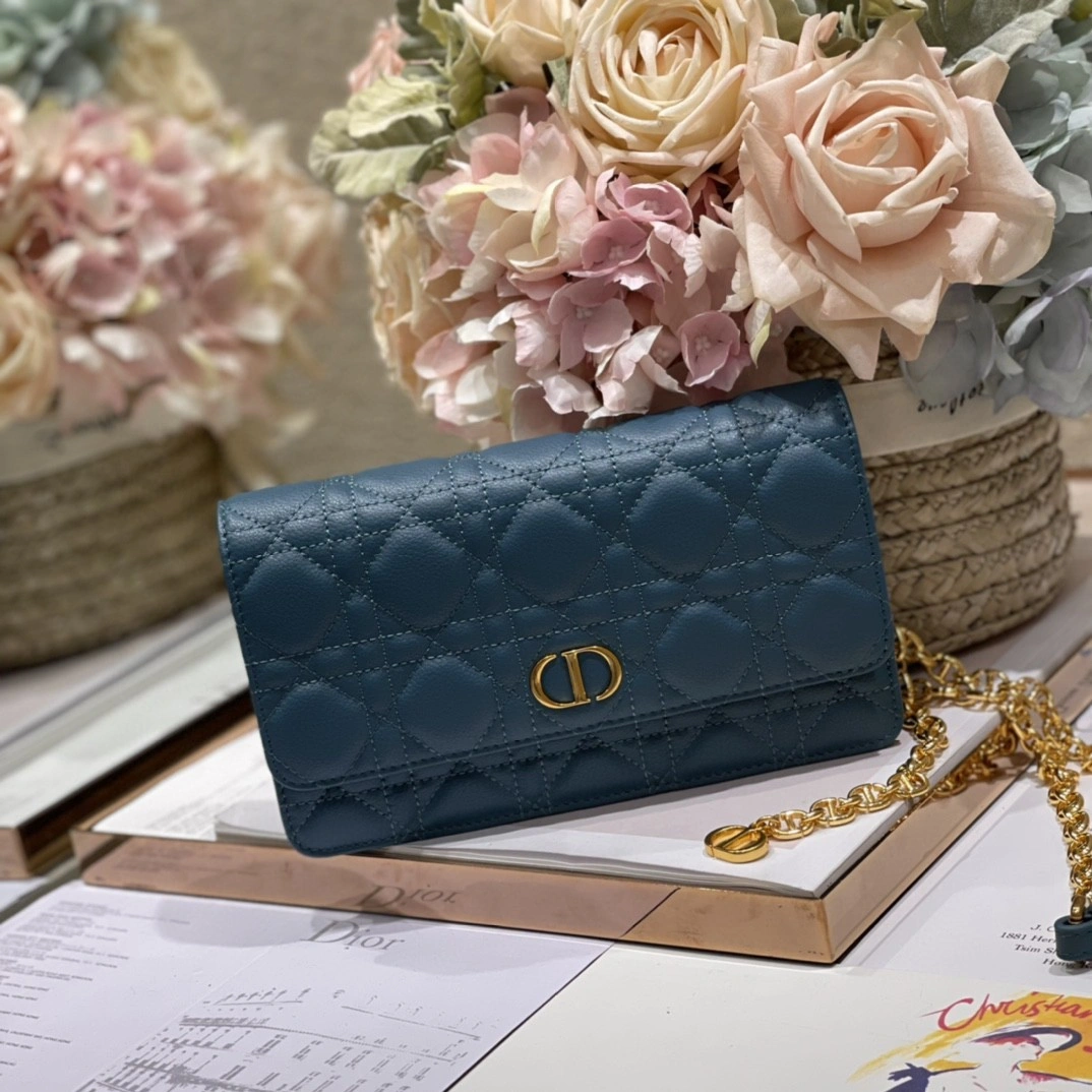 MOMO- S5091UWHC CARO cowhide item : B-B00M1315