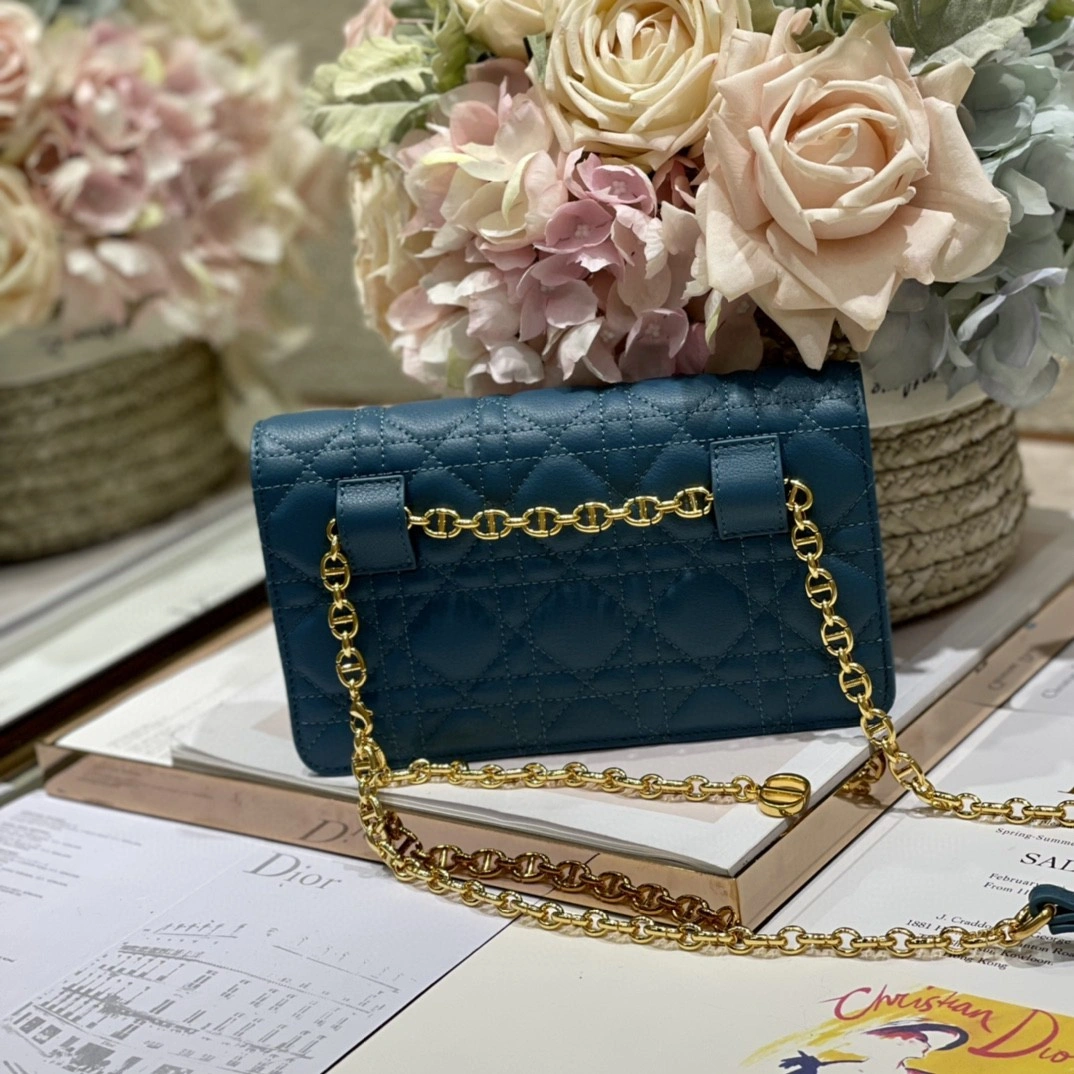 MOMO- S5091UWHC CARO cowhide item : B-B00M1315