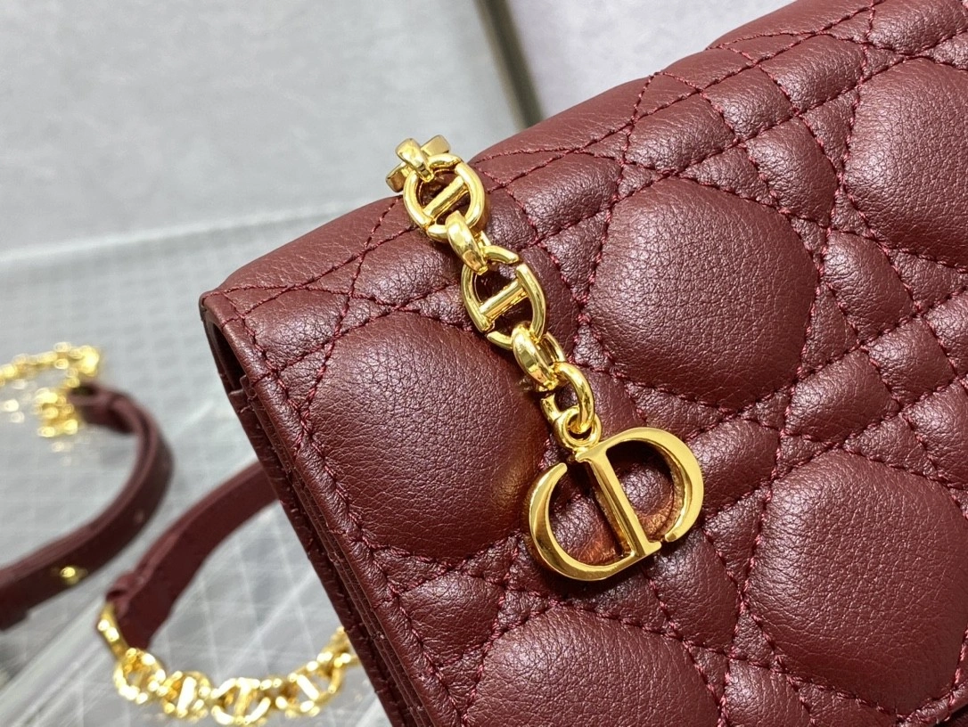 MOMO- S5091UWHC Caro Calfskin item : B-B271M1336