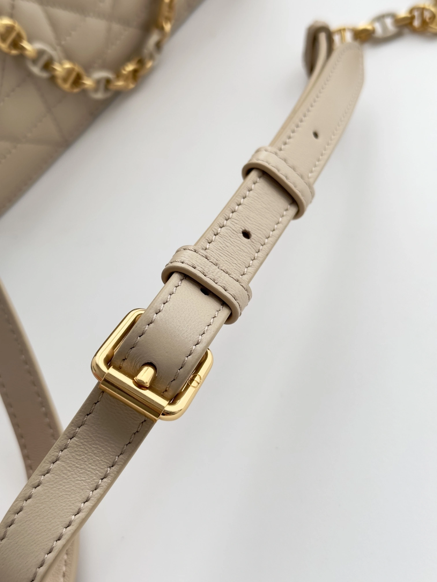 MOMO- S5169UDAX-M52U item:D-B000A1578