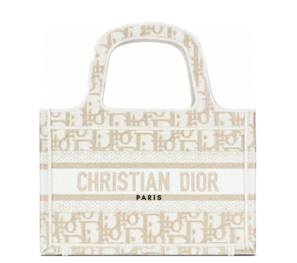 MOMO- S5475ZTQR Book Tote item : B-B00M1126