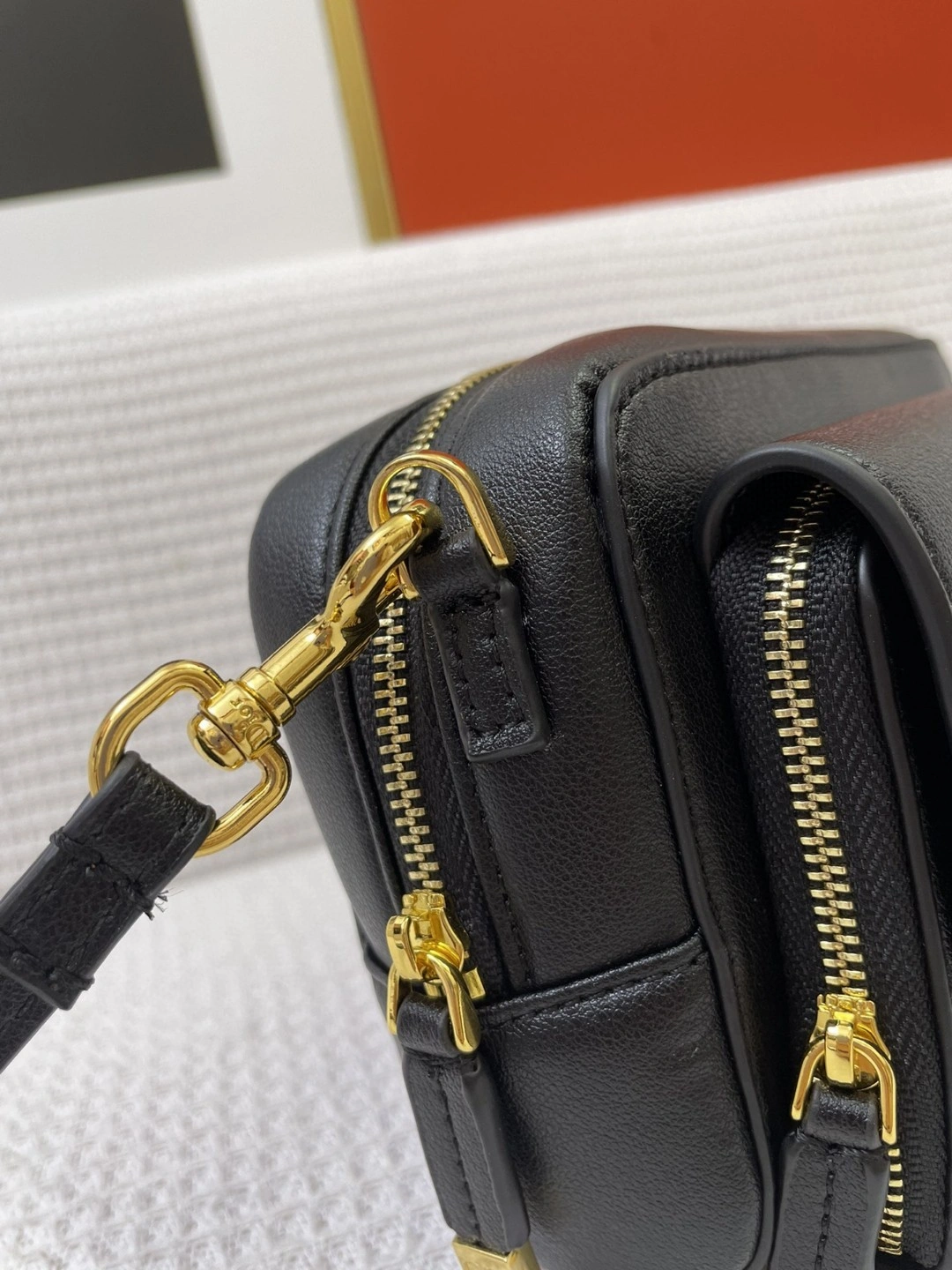 MOMO- S5668CCEH caro Calfskin item : B-B00M1422
