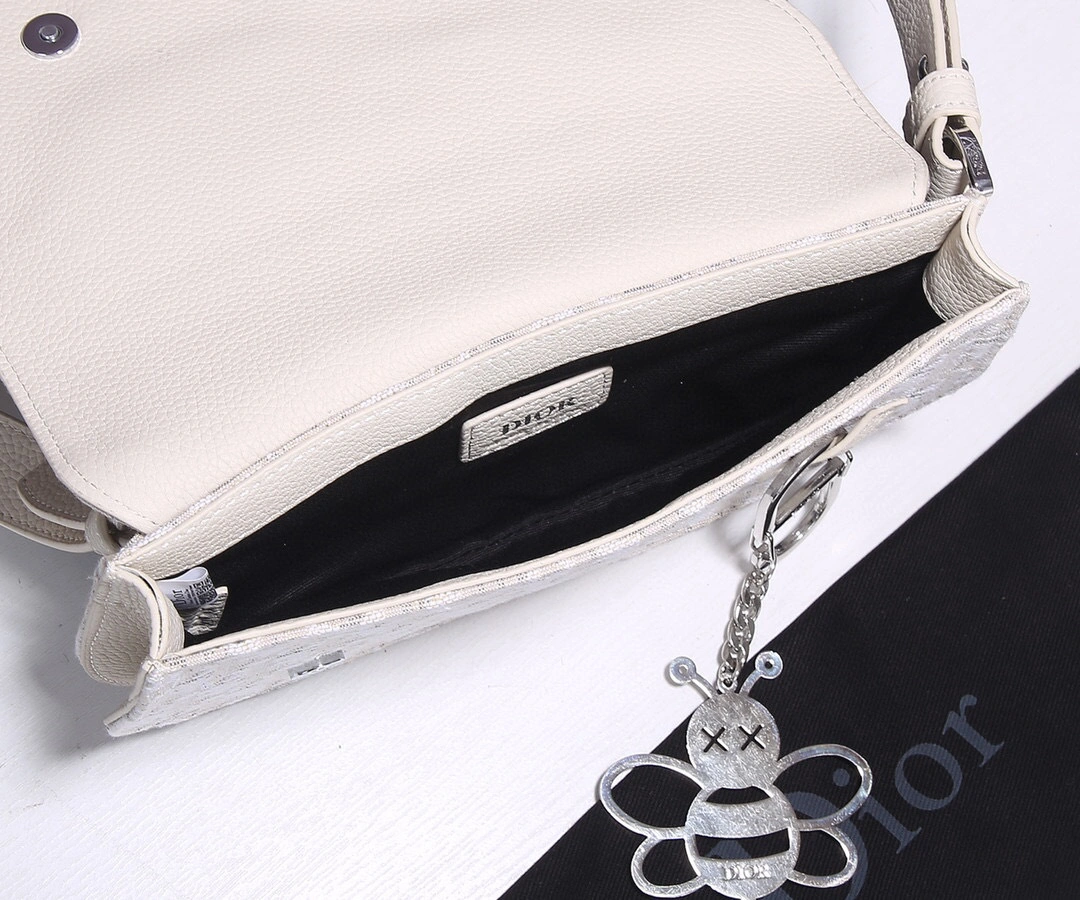 MOMO- SADDLE 1ADPO095YZY_H25E item:A-B063L2568