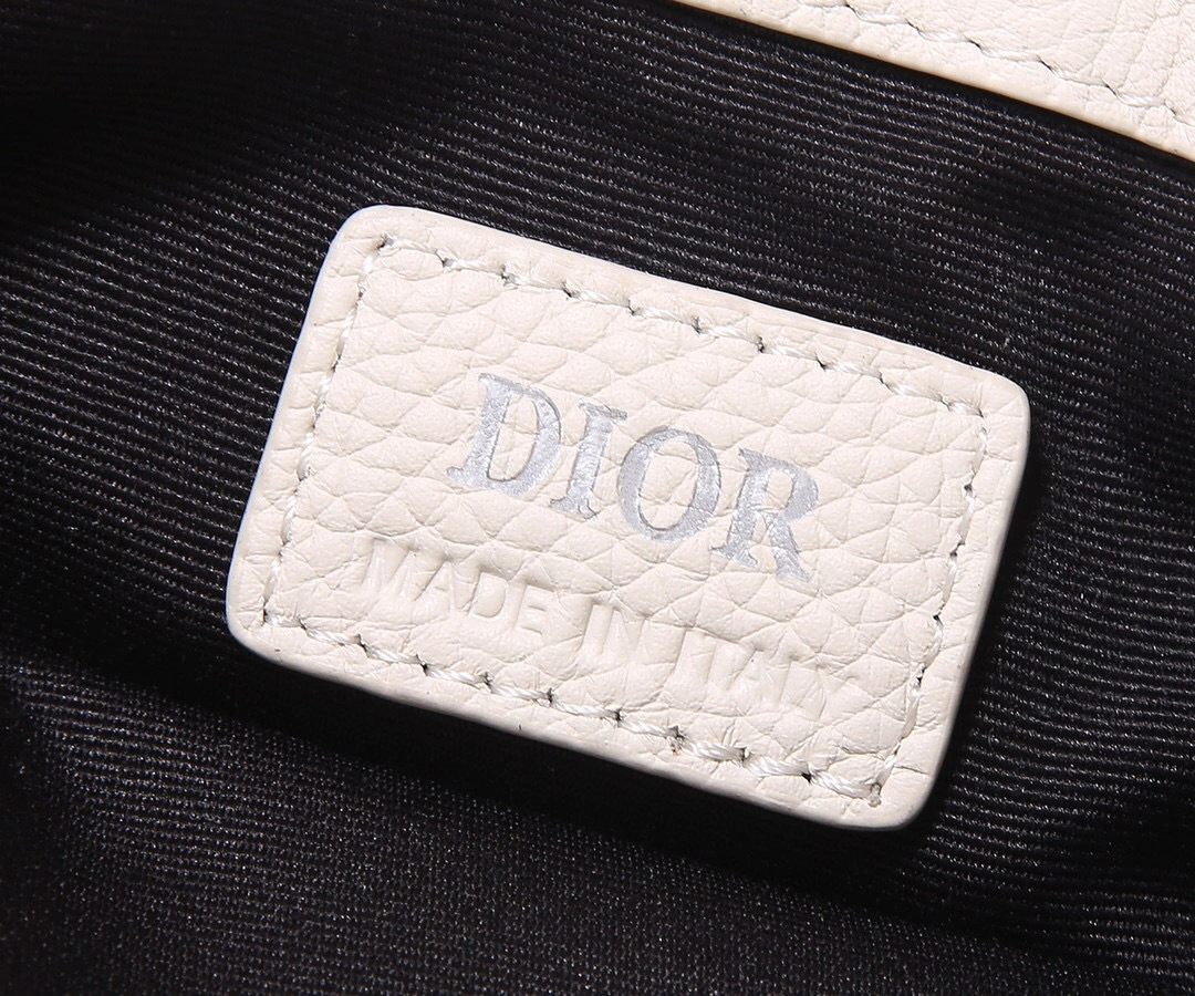 MOMO- SADDLE 1ADPO095YZY_H25E item:A-B063L2568