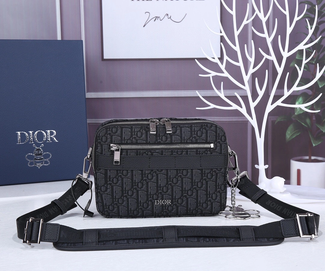 &MOMO- SAFARI item:A-B063L2521
