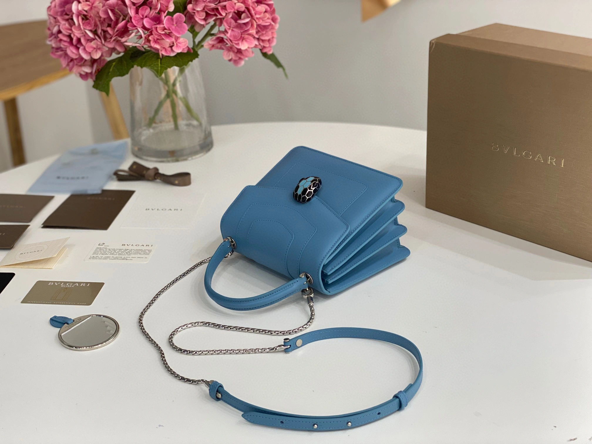 MOMO- SERPENTIFORDVER item：B-B063G1710C