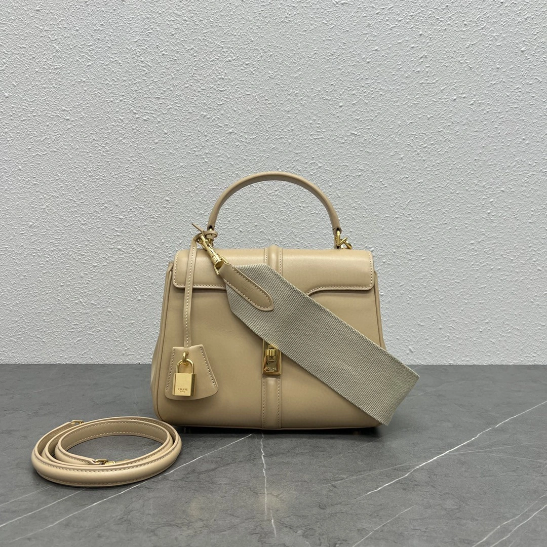MOMO- STRAP“16” 188003 sheephide item : B-B00C1520