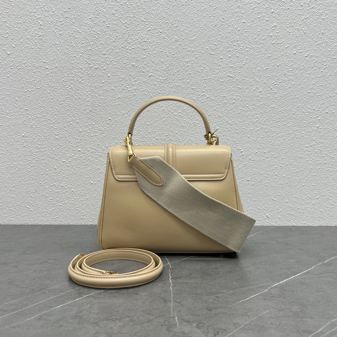 MOMO- STRAP“16” 188003 sheephide item : B-B00C1520