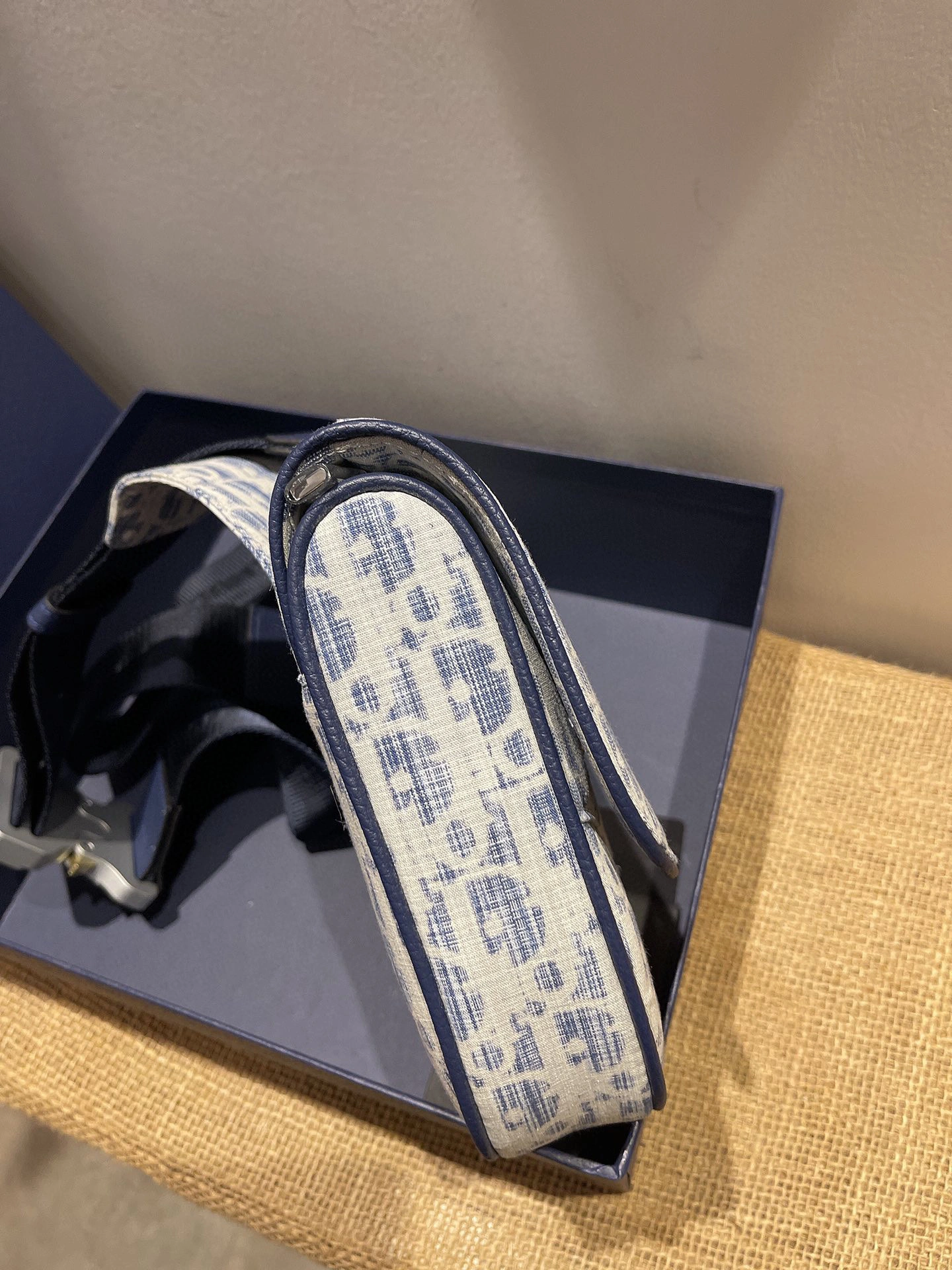 &MOMO- Saddle Bag item: B-B00B45792