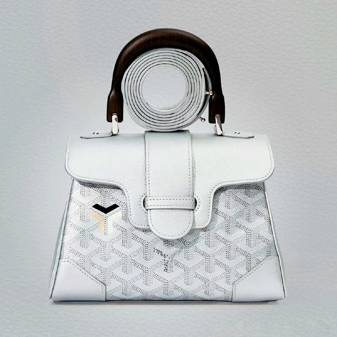 MOMO- Saigon item：B-B563F3012C