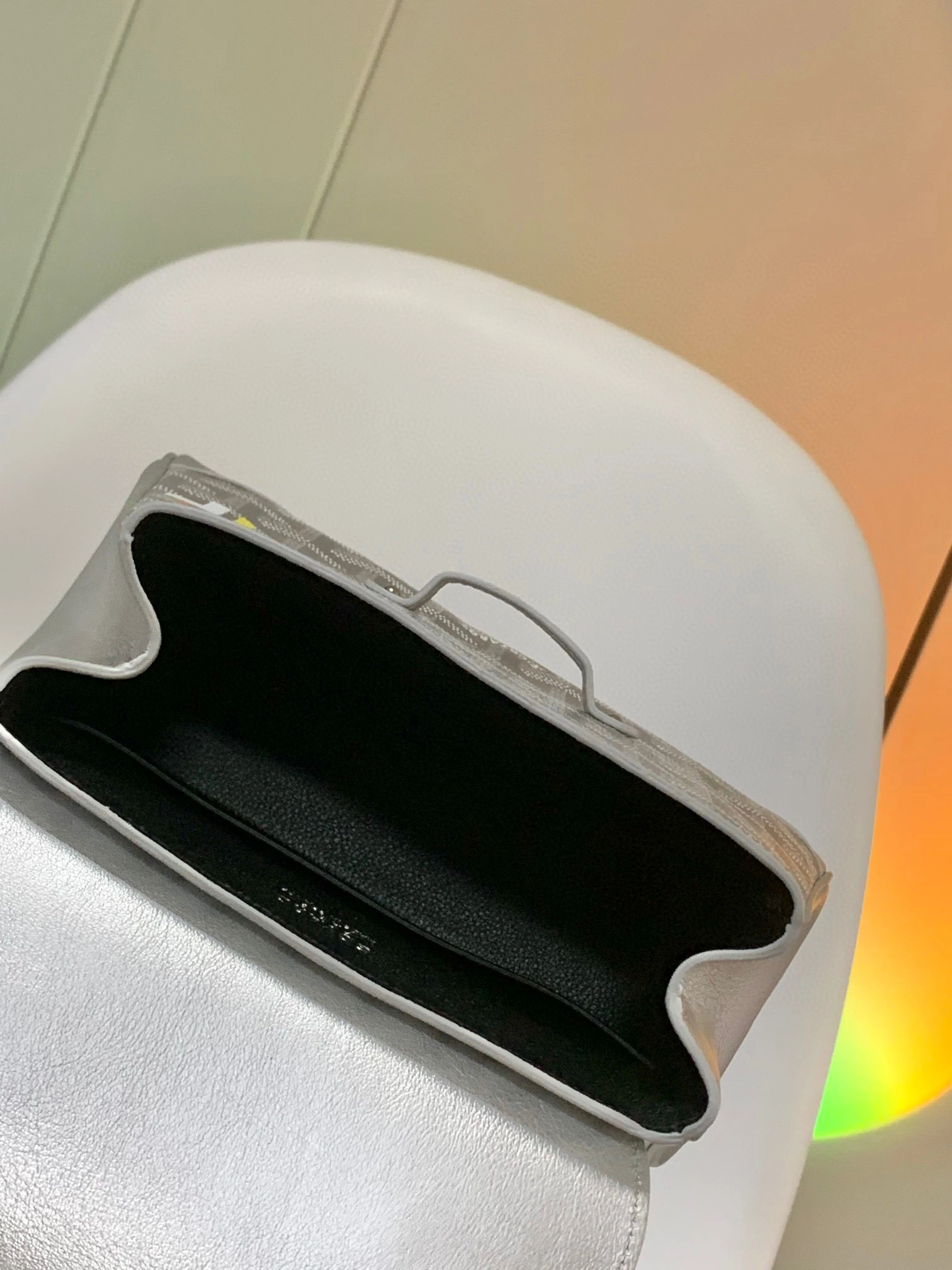 MOMO- Saigon item：B-B563F3012C