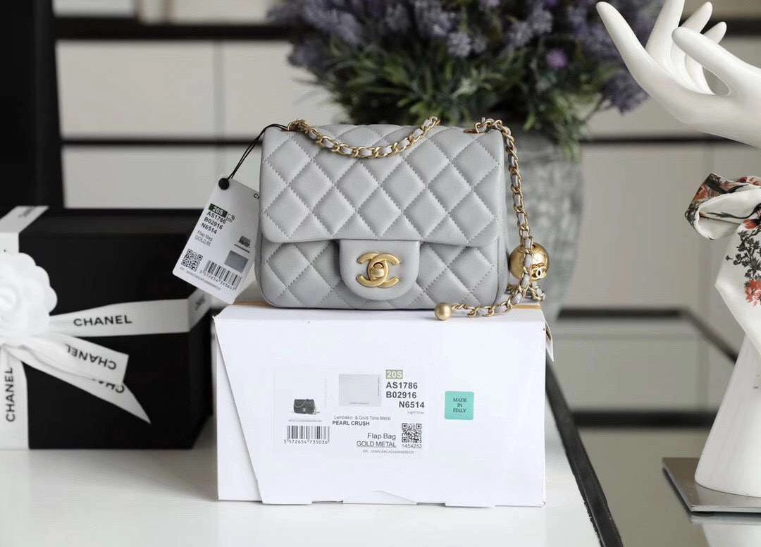 MOMO--Sheepskin item : 171B115D2020