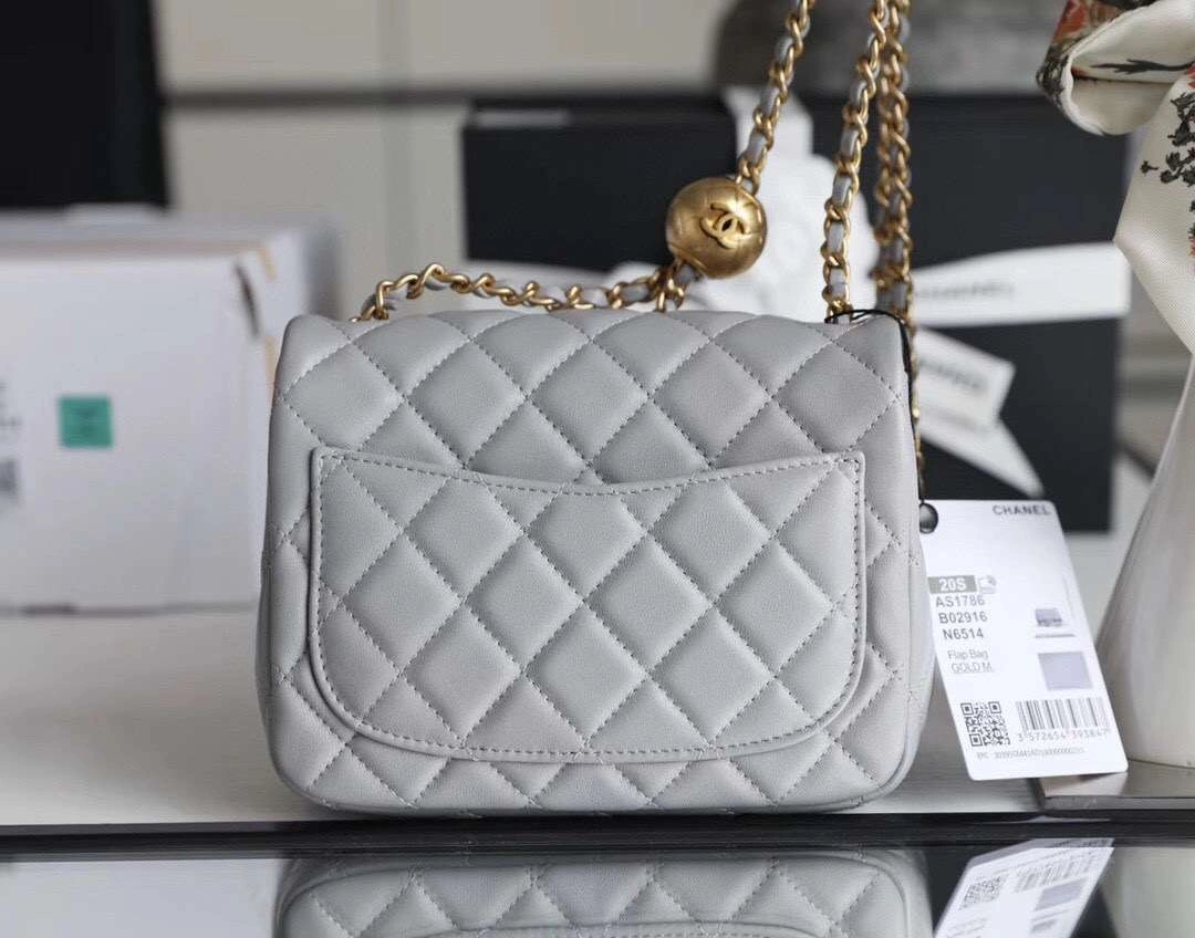 MOMO--Sheepskin item : 171B115D2020