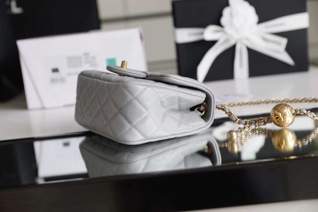 MOMO--Sheepskin item : 171B115D2020