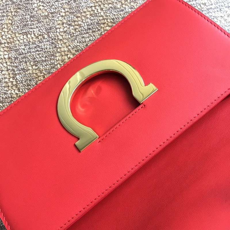 MOMO--Small Gancini CALF SKIN high quality version item : 007B00K2424